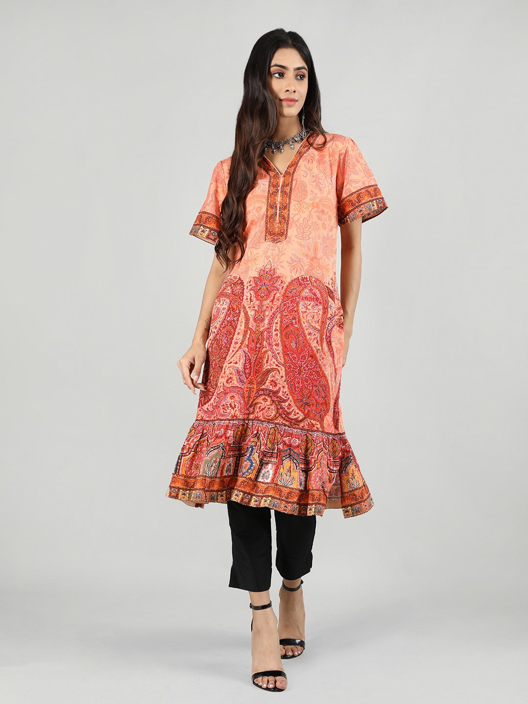

Dlanxa Paisley Printed A-line V Neck Kurta, Peach