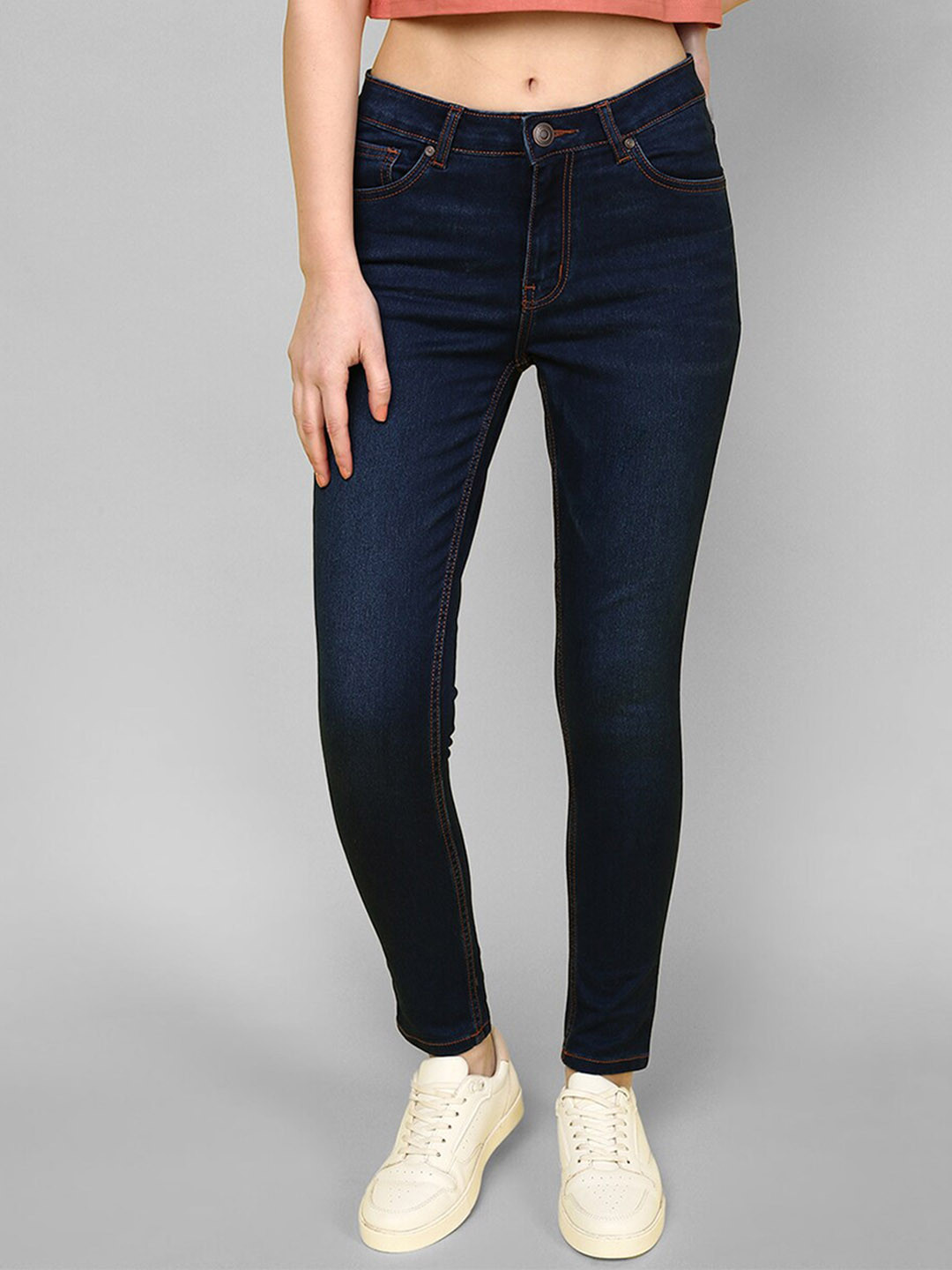 

JUNEBERRY Women Original Skinny Fit Light Fade Clean Look Stretchable Jeans, Blue
