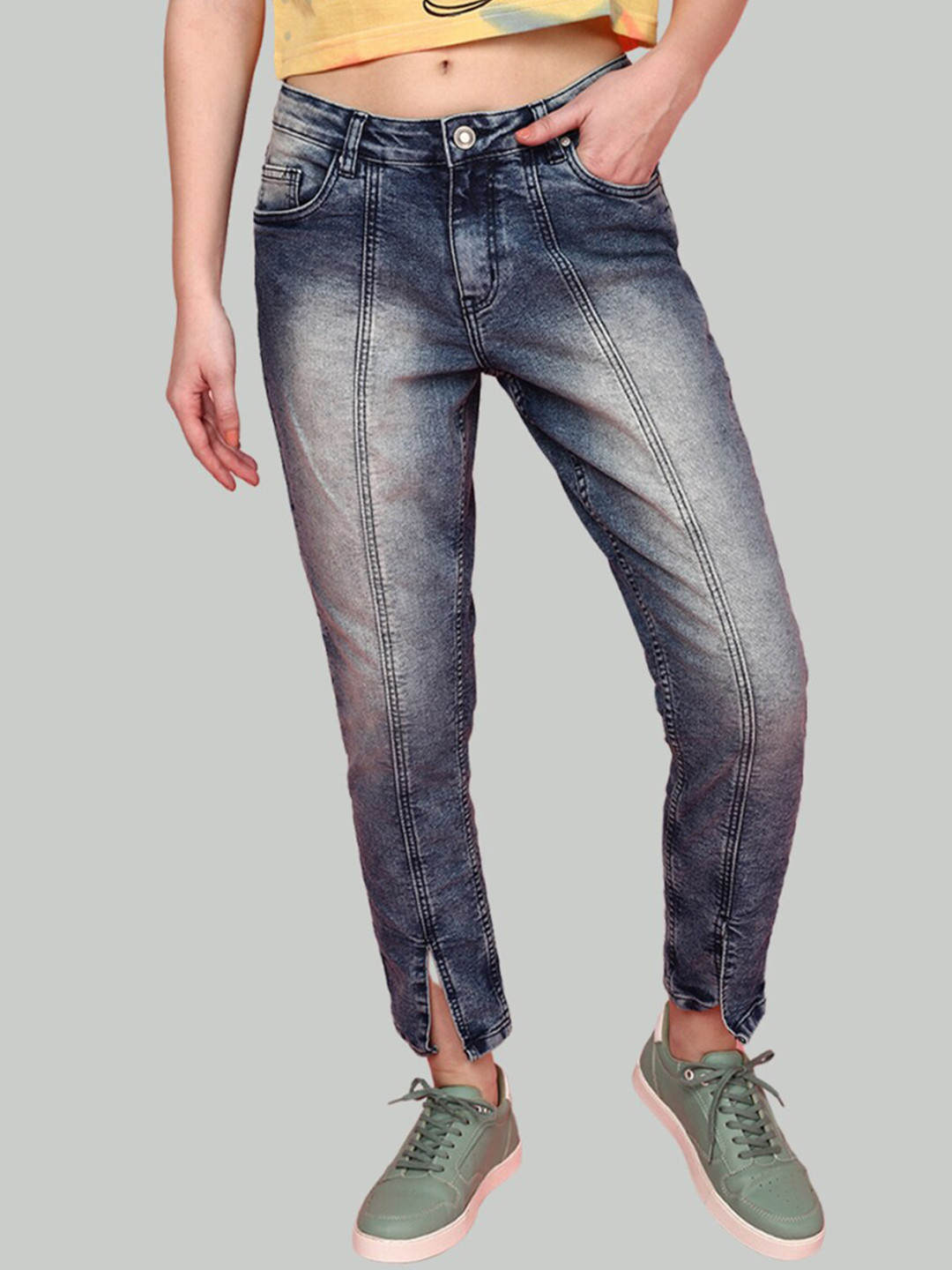

JUNEBERRY Women Original Boyfriend Fit Low-Rise Heavy Fade Stretchable Jeans, Blue