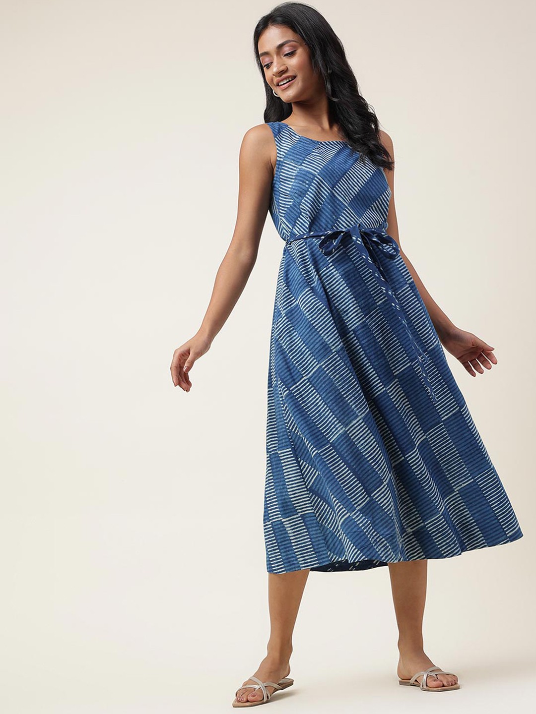 

Fabindia Abstract Printed Tie-Up Detail Cotton Fit & Flare Midi Dress, Blue