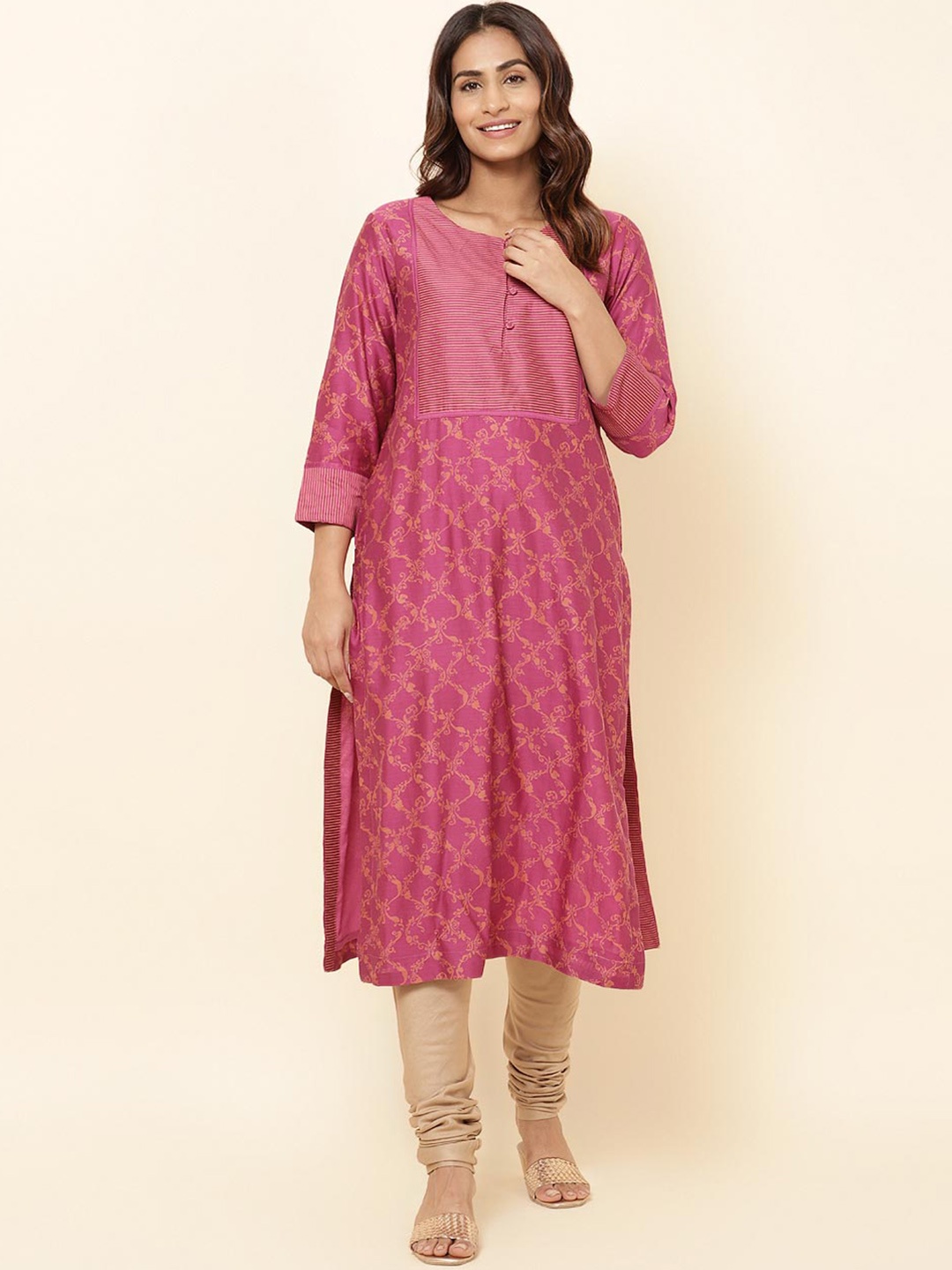 

Fabindia Ethnic Printed Round Neck Kurta, Pink