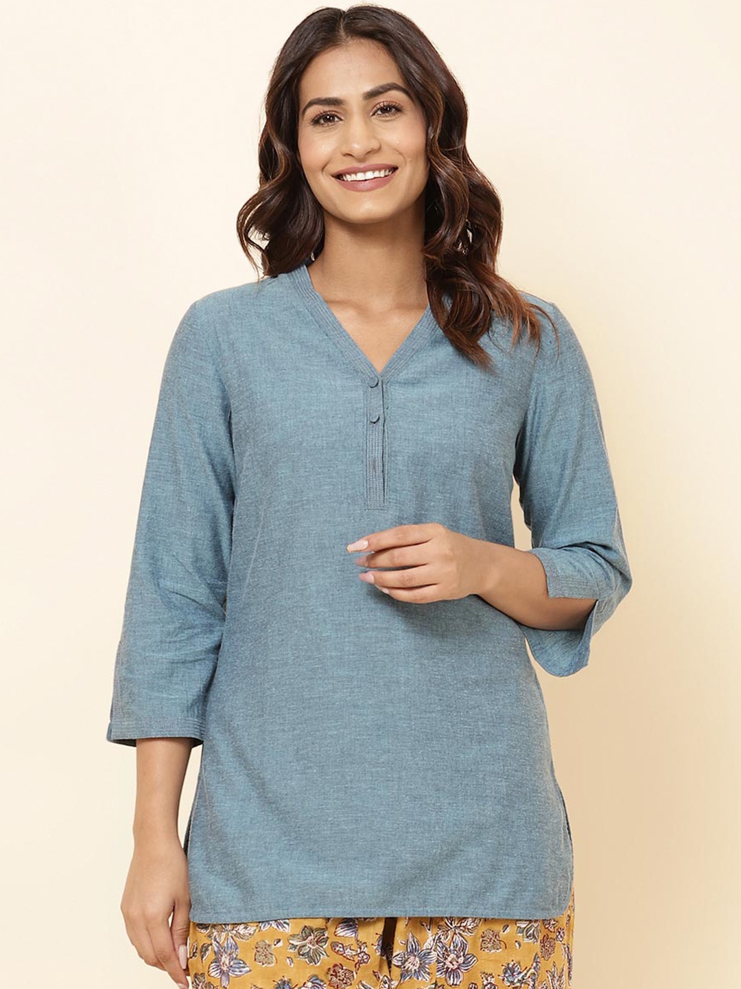 

Fabindia V-Neck Straight Kurtis, Blue