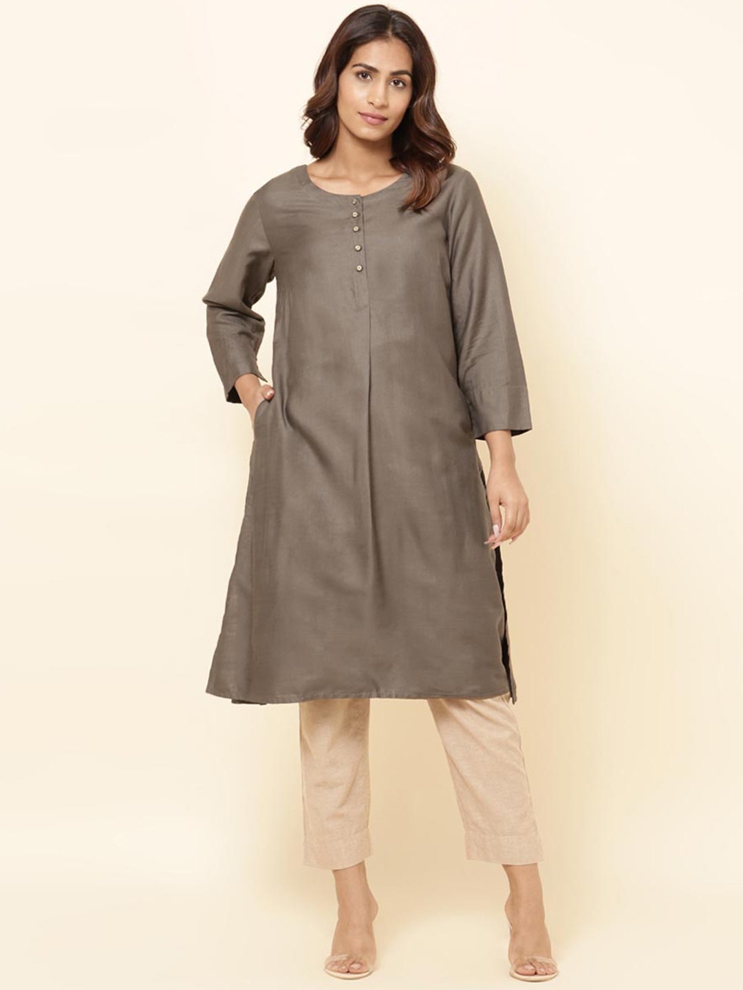 

Fabindia Round Neck A-Line Kurta, Charcoal