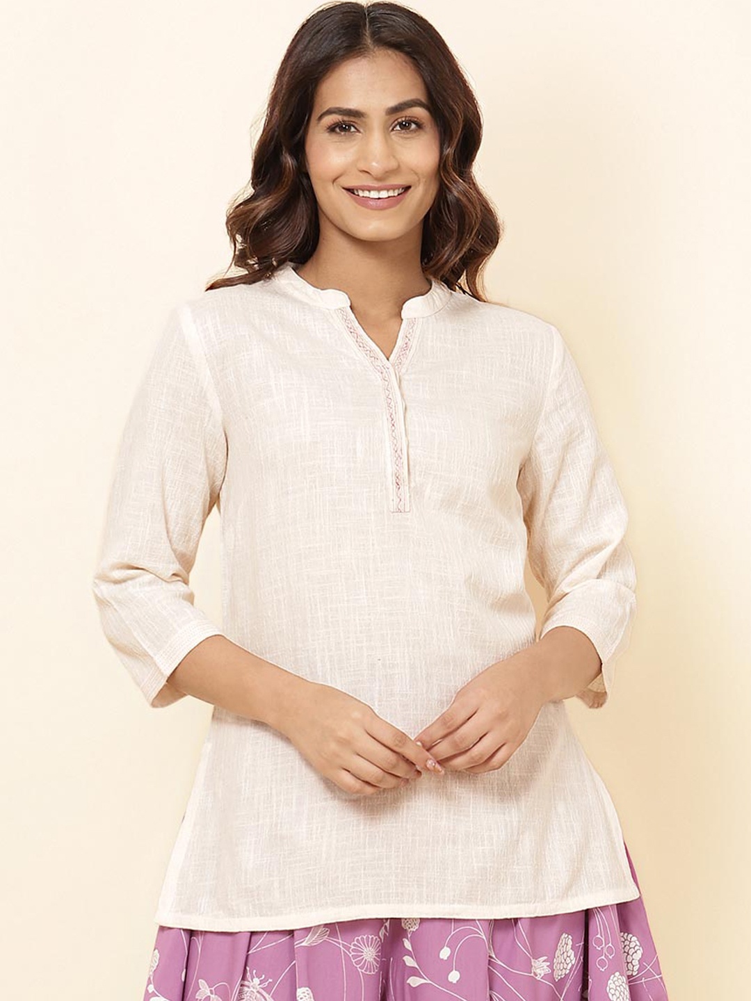 

Fabindia Mandarin Collar Straight Kurtis, Off white