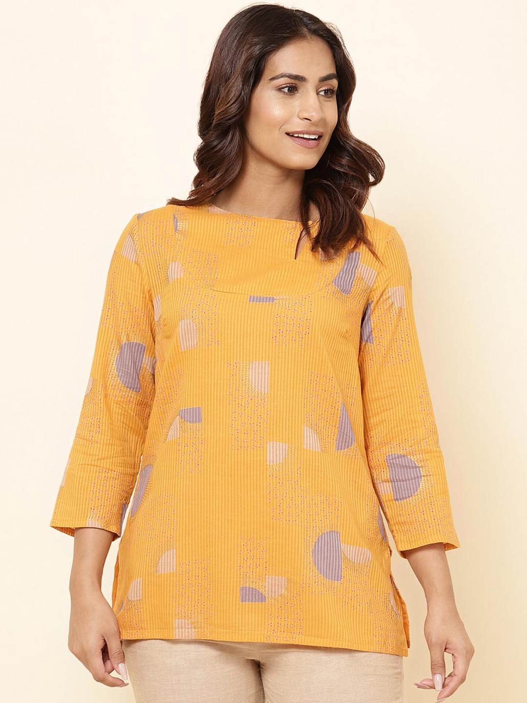 

Fabindia Abstract Printed Keyhole Neck Cotton Kurti, Mustard