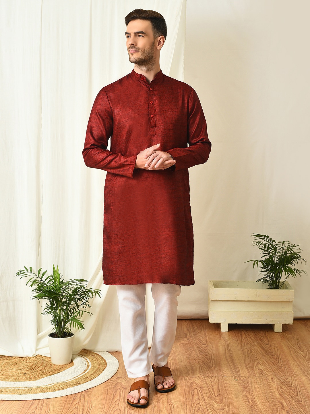 

hangup trend Mandarin Collar Kurta with Pyjamas, Maroon