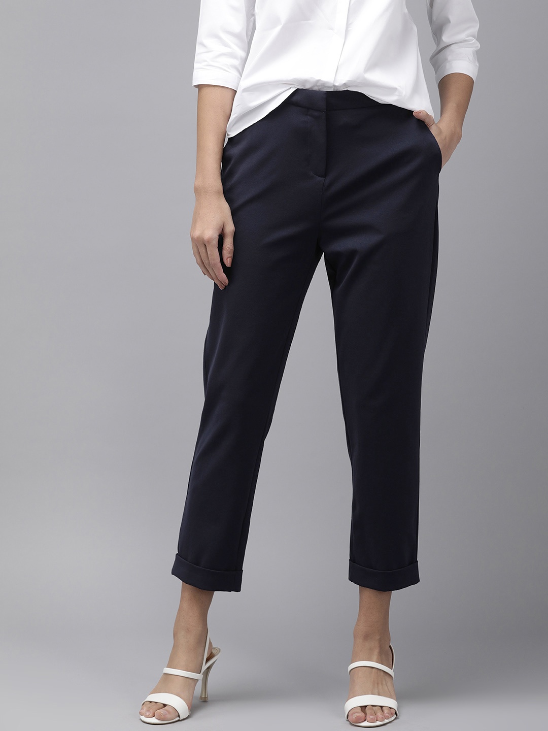 Van Heusen Woman Woman Mid-Rise Trousers, Navy blue
