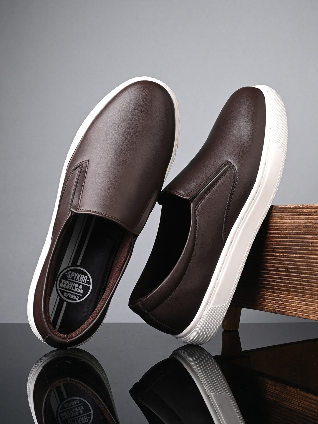 

SPYKAR Men Contrast Sole Slip On Sneakers, Brown