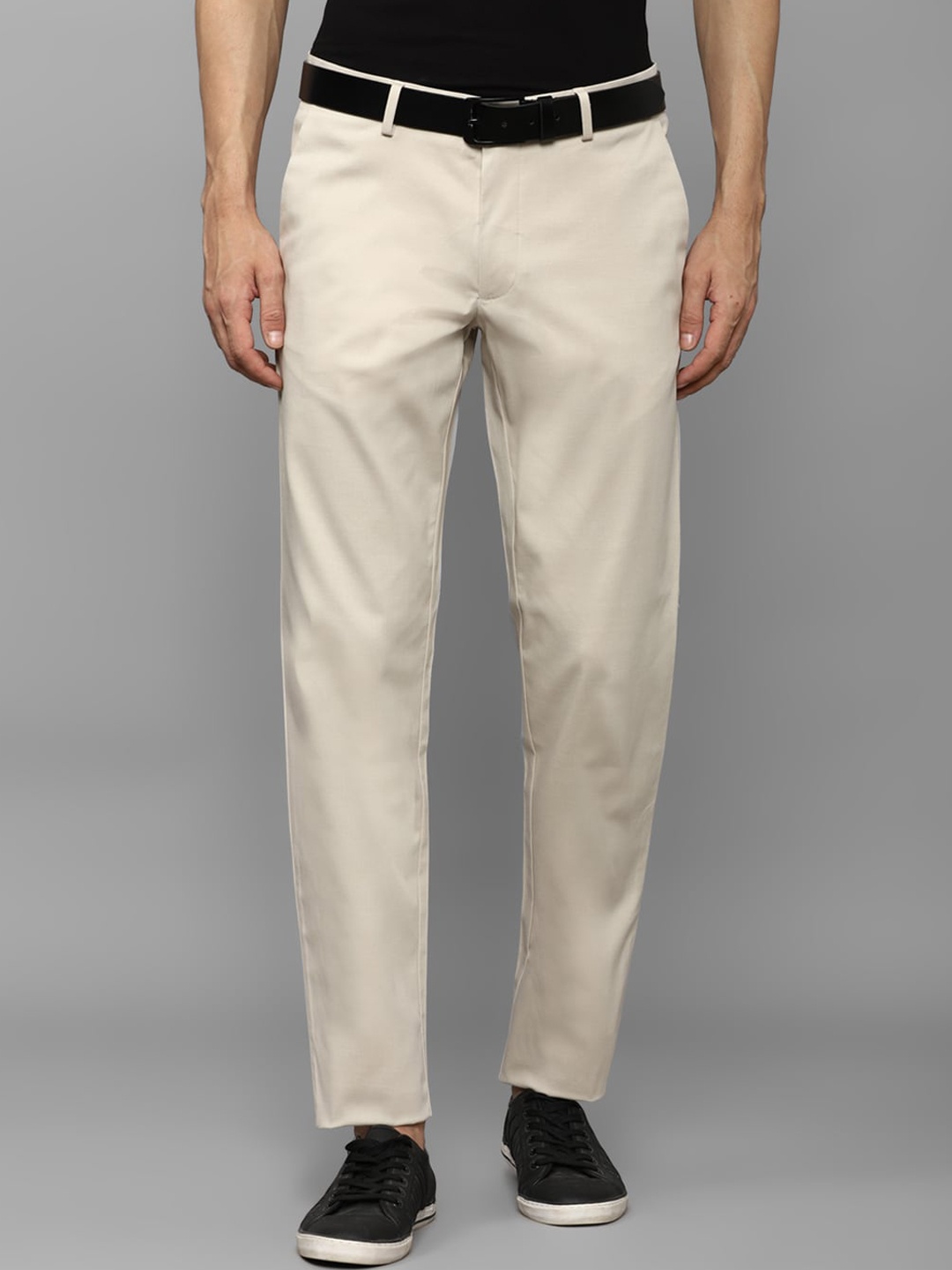 

Louis Philippe Sport Men Slim Fit Mid-Rise Trousers, Cream