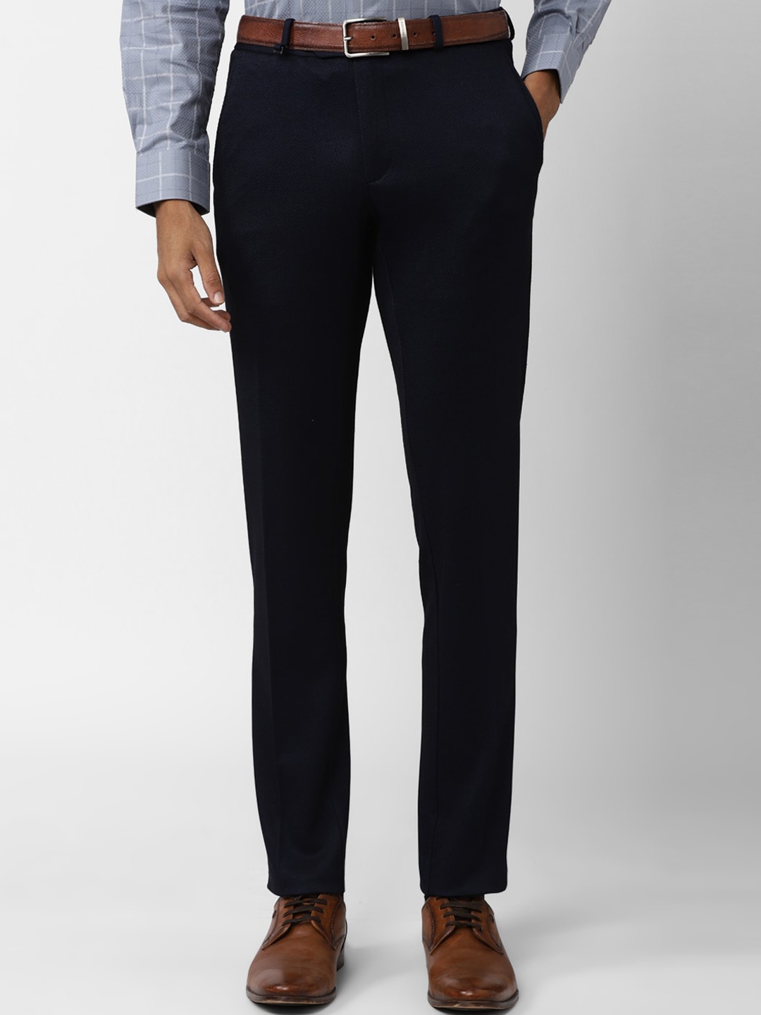 

Van Heusen Men Slim Fit Formal Trousers, Black