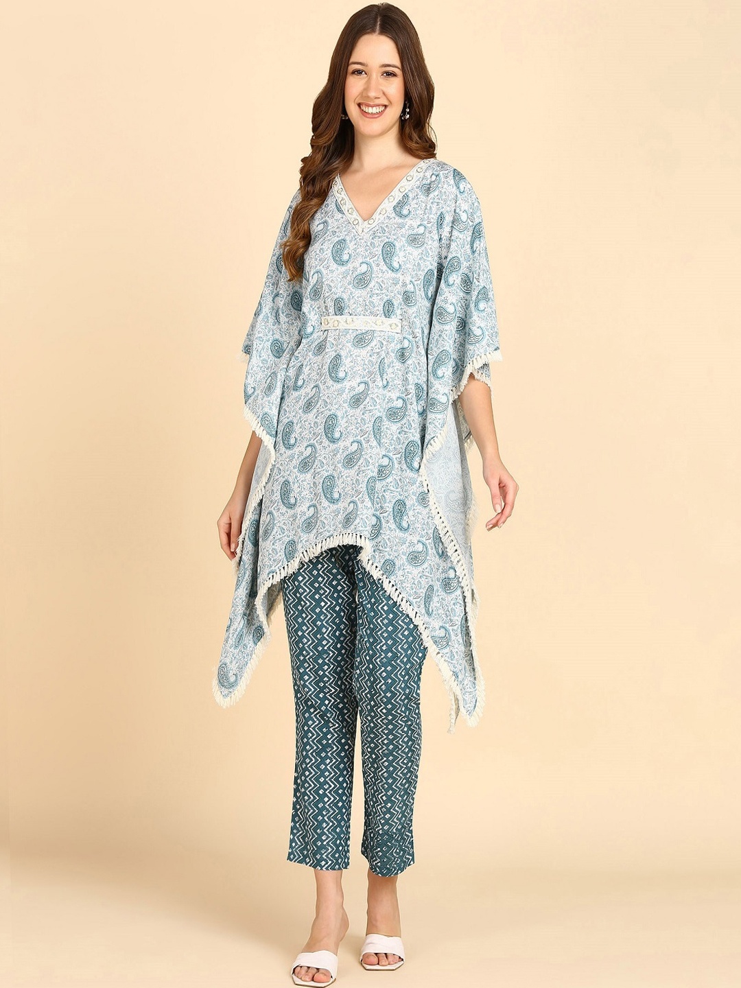 

Maaesa Ethnic Motifs Printed Kaftan Kurti With Trousers, Green