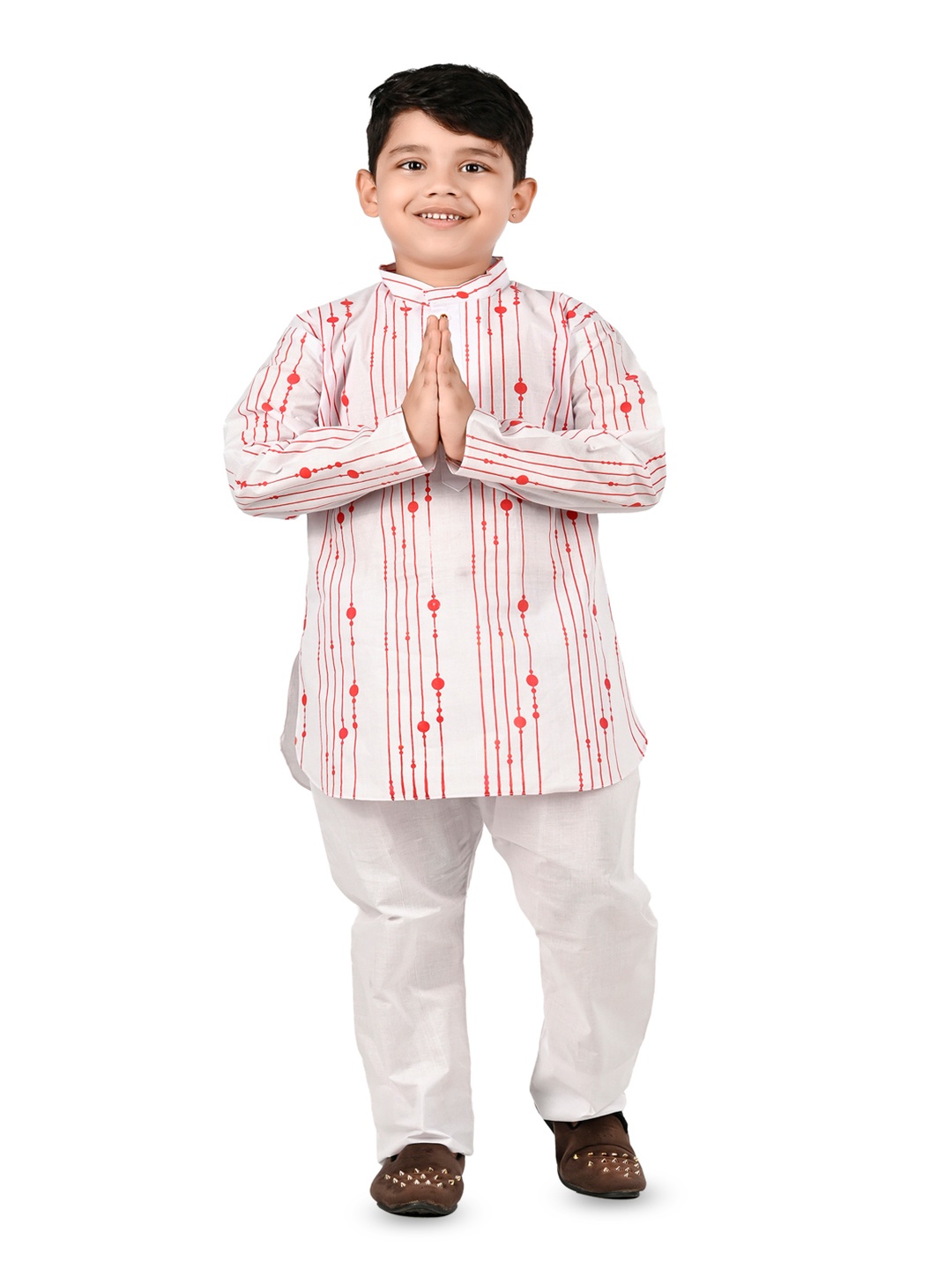 

BAESD Boys Printed Regular Pure Cotton Kurta With Pyjamas, White