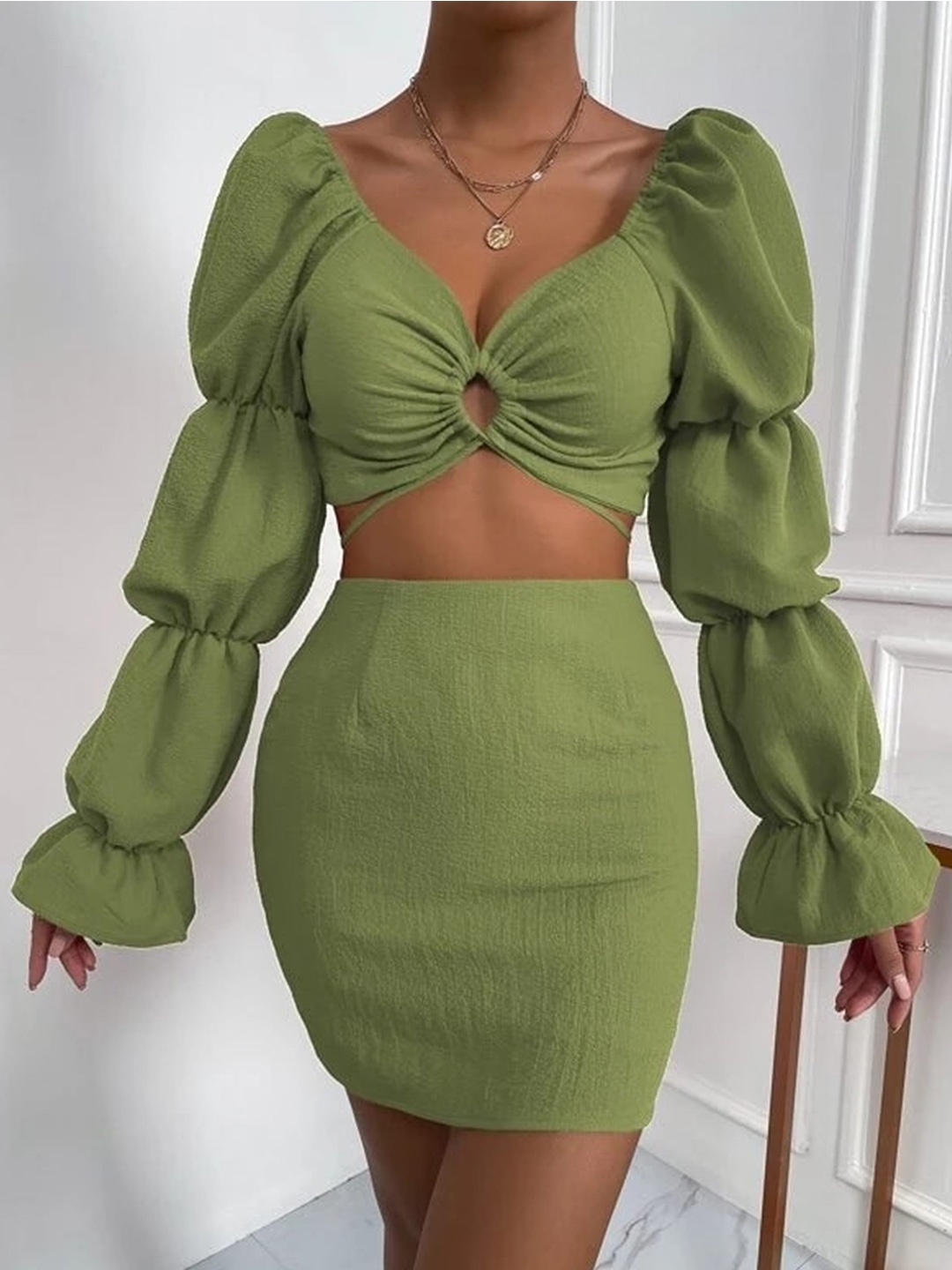 

BAESD V-Neck Crop Top With Skirt Co-Ords, Green