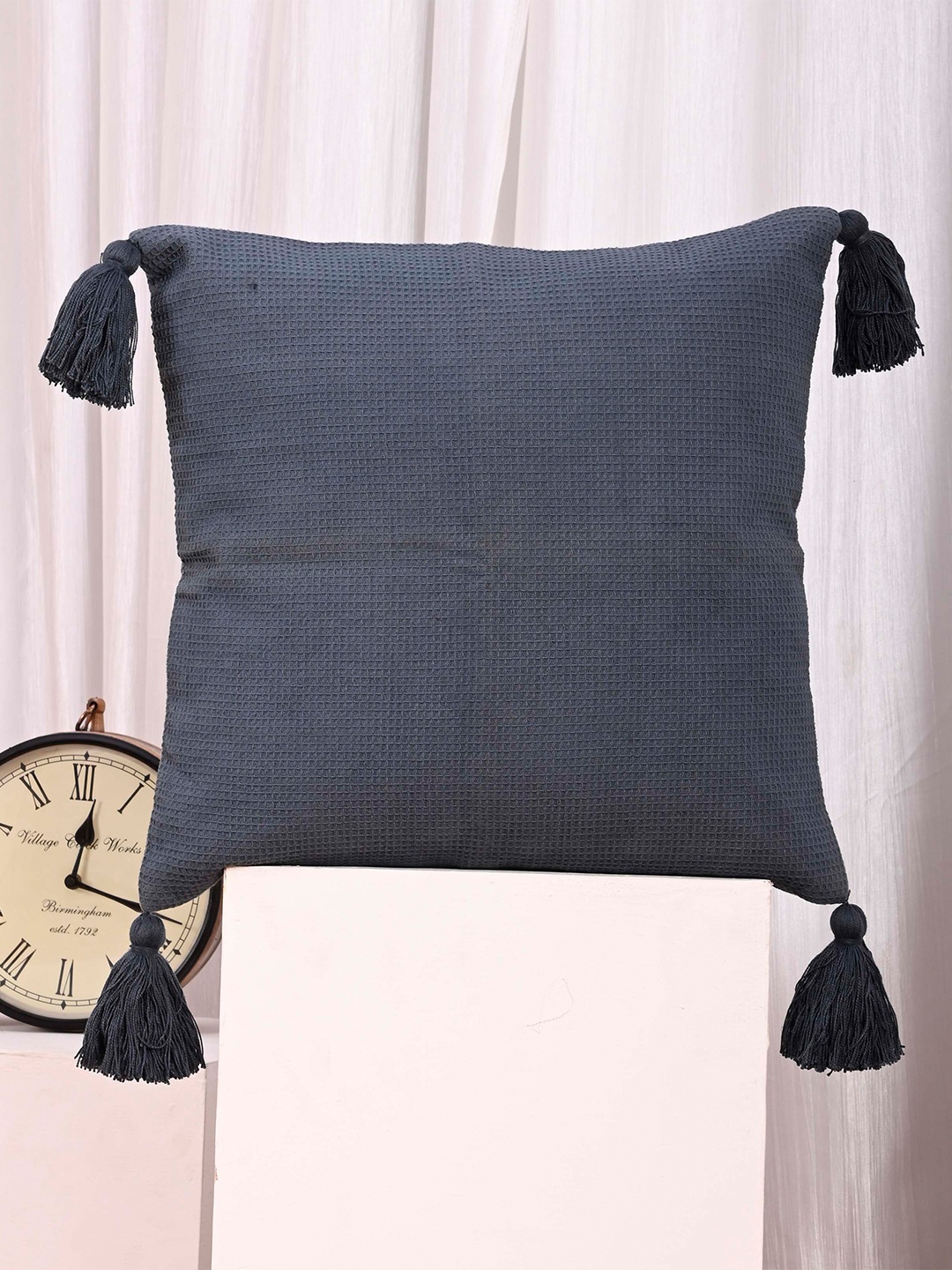 

OUSSUM Grey 2 Pieces Square Cotton Cushion Covers With Tassels
