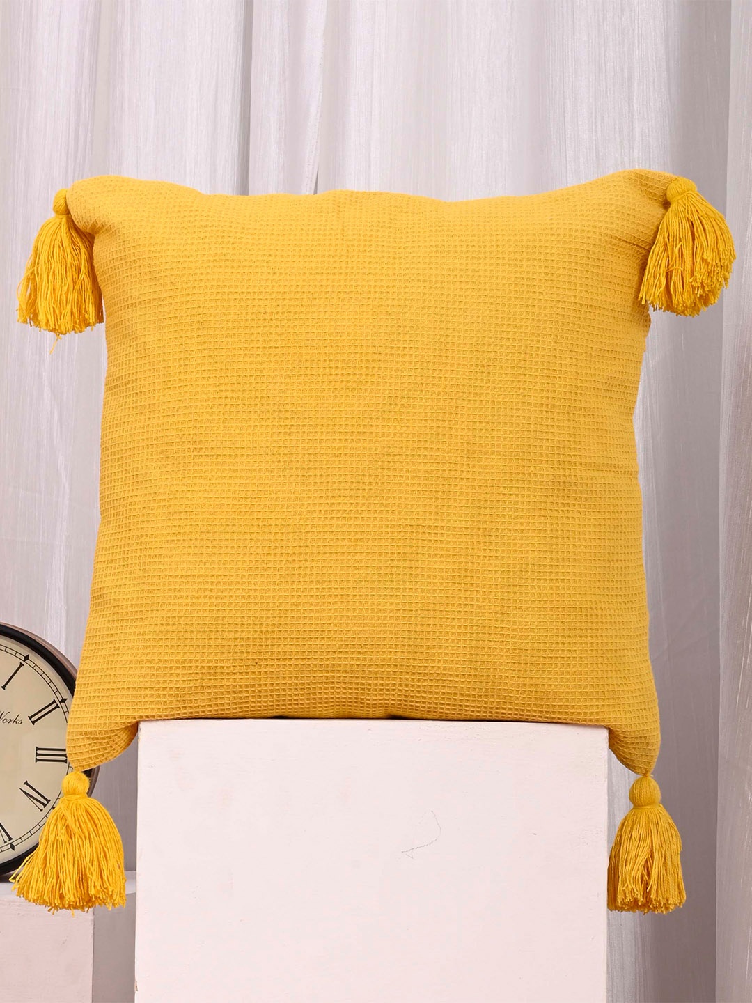 

OUSSUM Yellow 2 Pieces Square Cotton Cushion Covers With Tassels