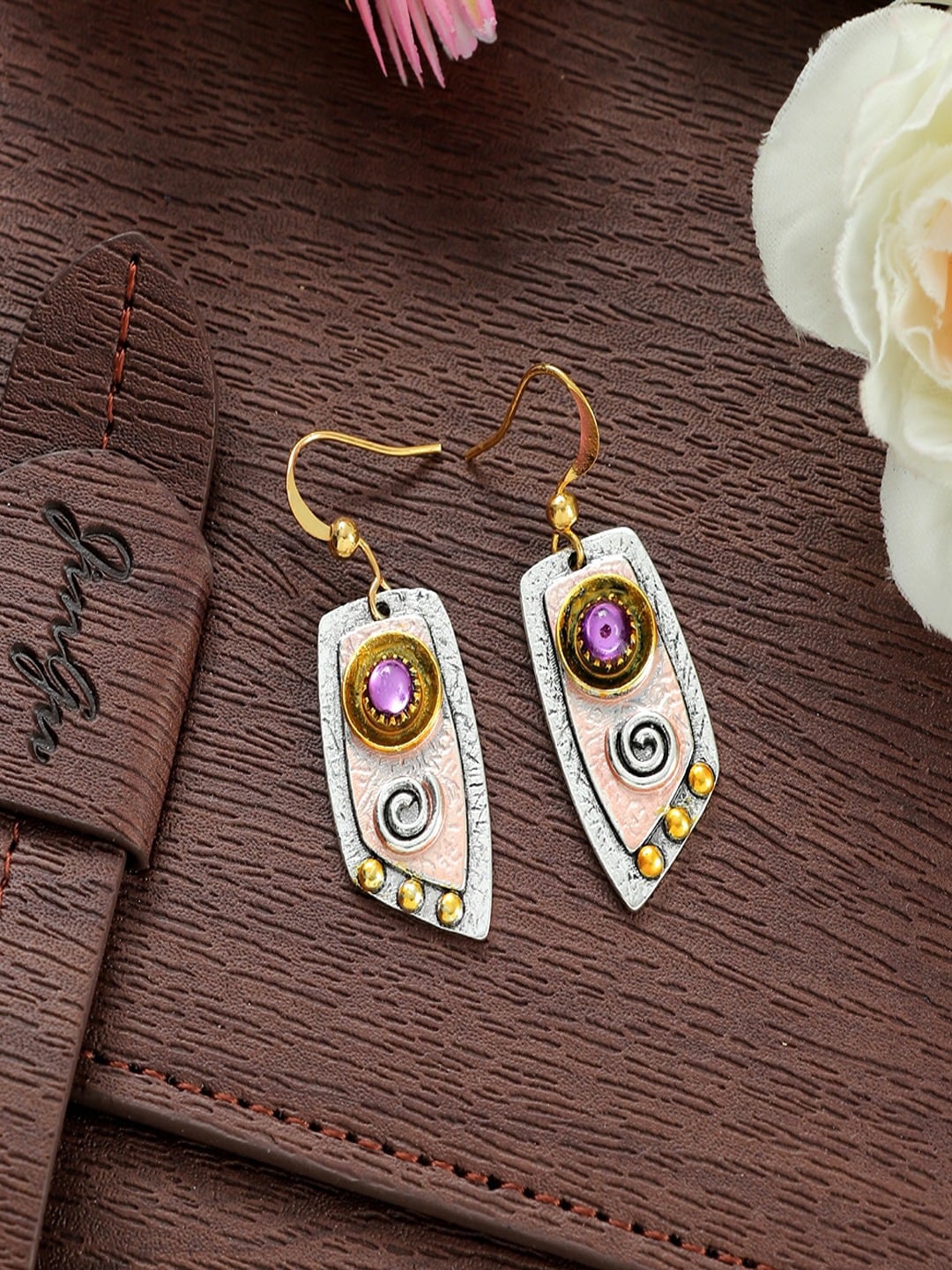 

UNIVERSITY TRENDZ Gold-Plated Contemporary Drop Earrings