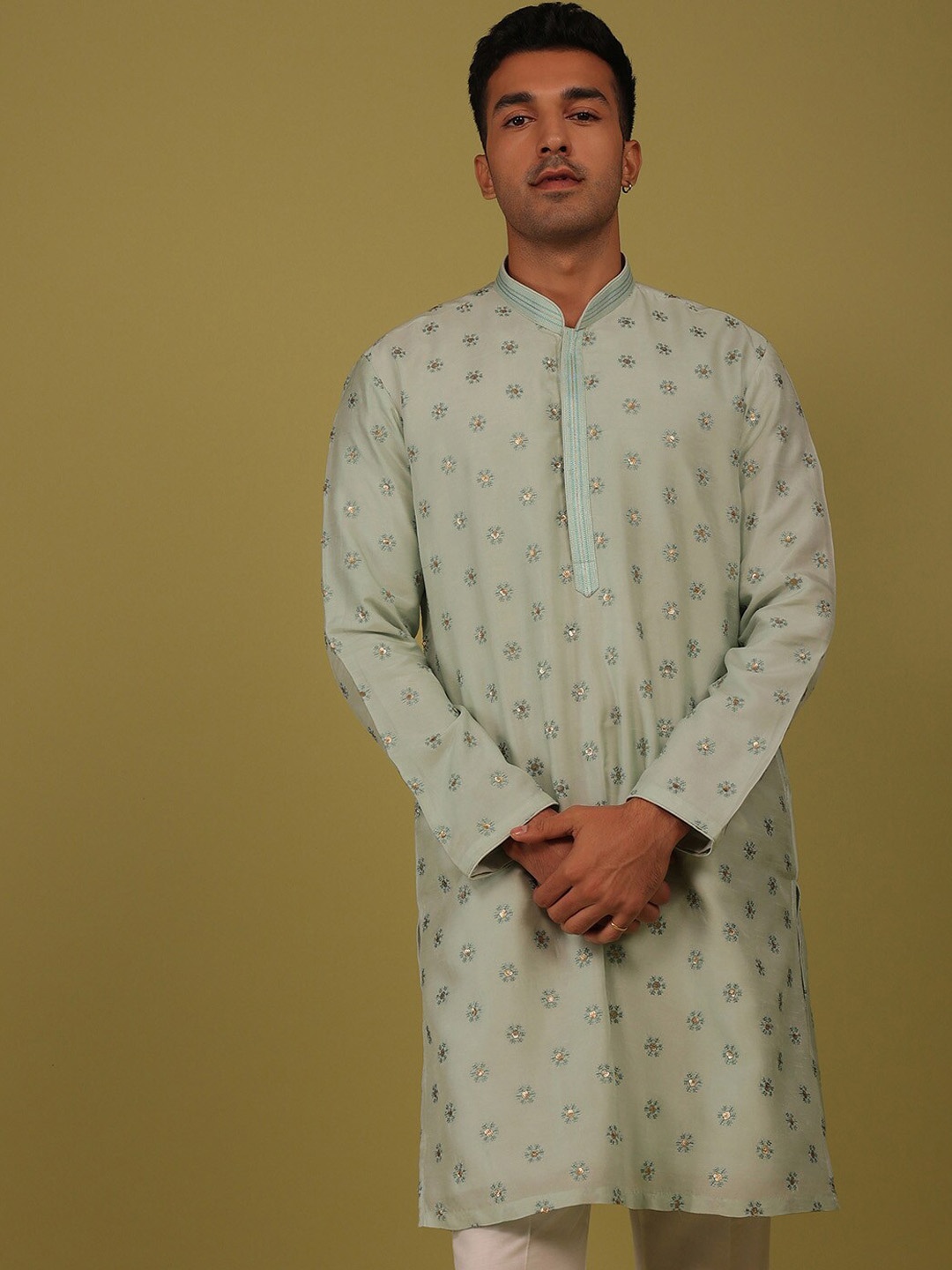 

KALKI Fashion Floral Printed Regular Kurta With Trousers, Green