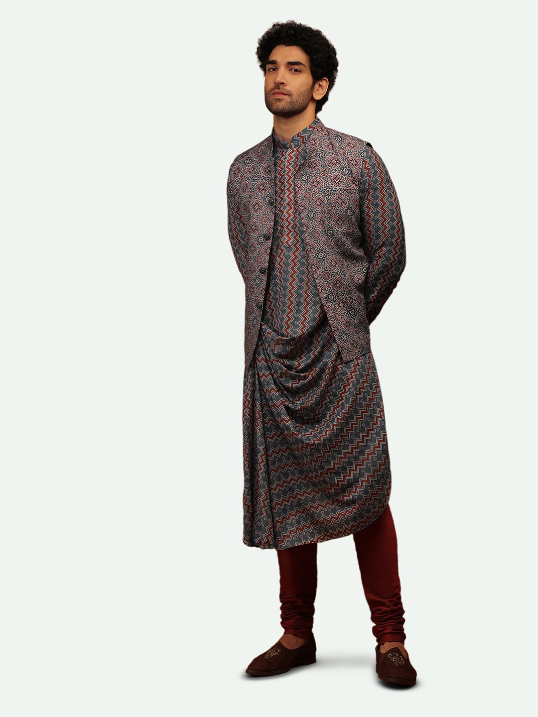 

KALKI Fashion Chevron Printed Regular Kurta with Churidar, Grey