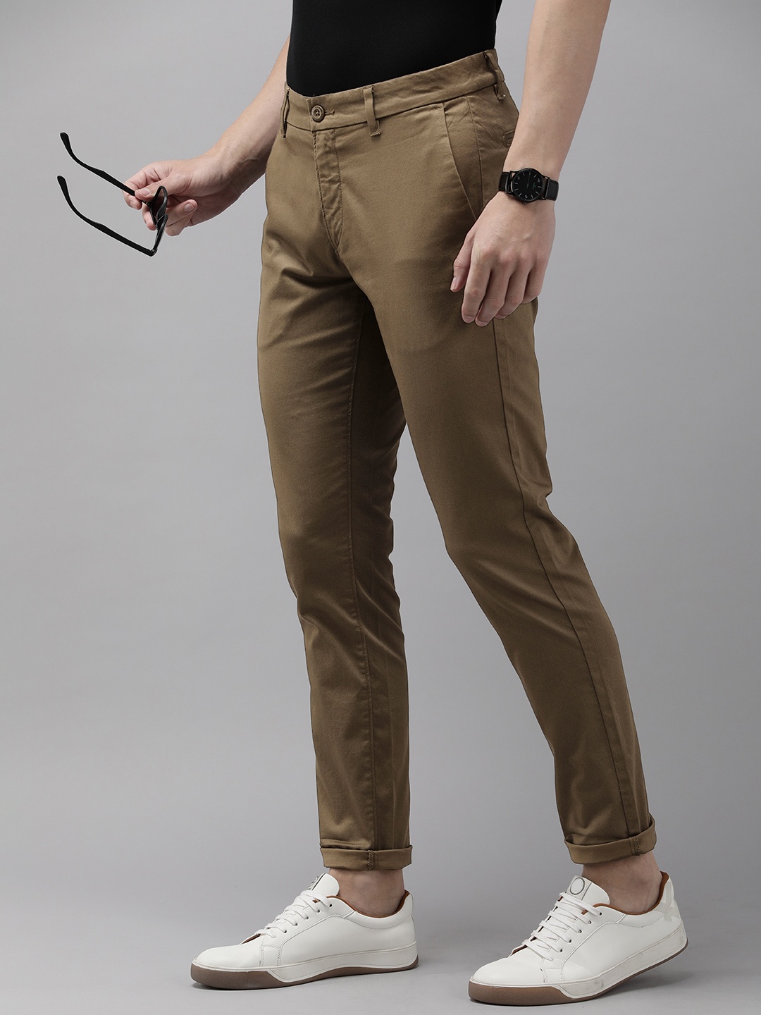 

U.S. Polo Assn. Men Solid Mid-Rise Austin Trim Fit Chinos Trouser, Khaki