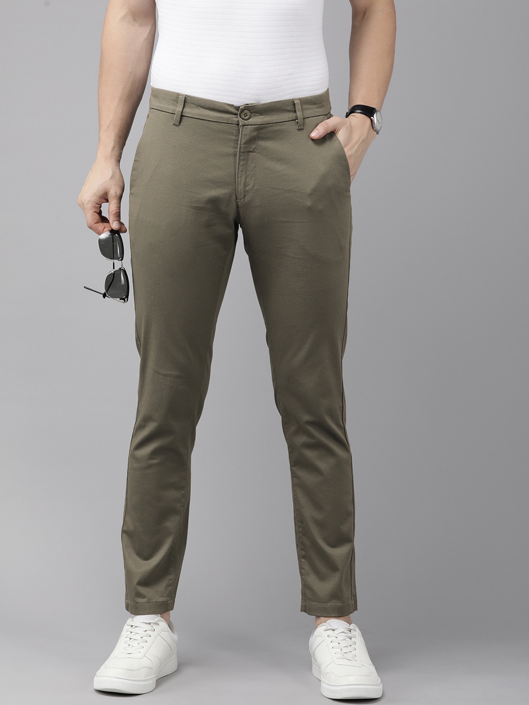 

U.S. Polo Assn. Men Mid-Rise Slim Fit Checked Chinos Trousers, Olive