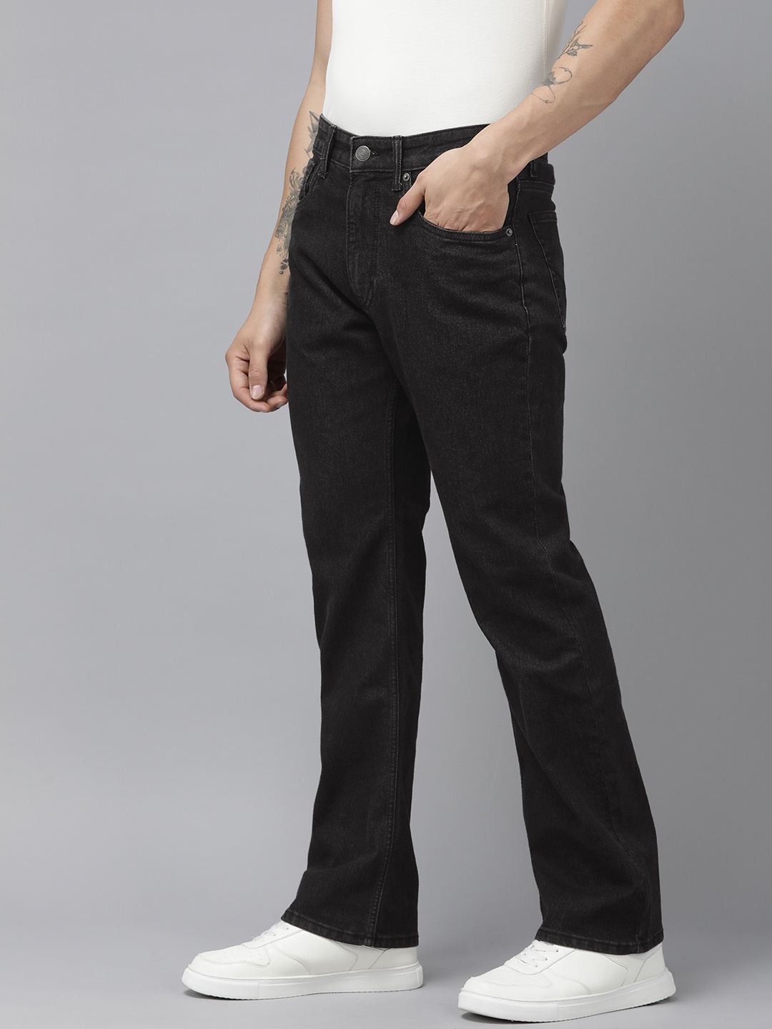 

U.S. Polo Assn. Denim Co. Men Bootcut Light Fade Stretchable Jeans, Black