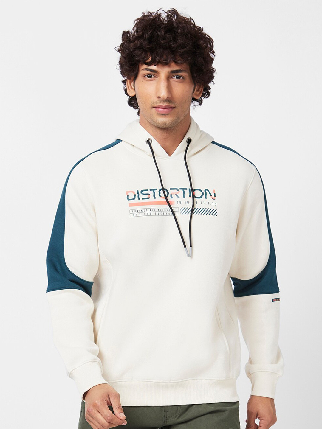 

SPYKAR Typography Printed Hooded Sweatshirt, Beige