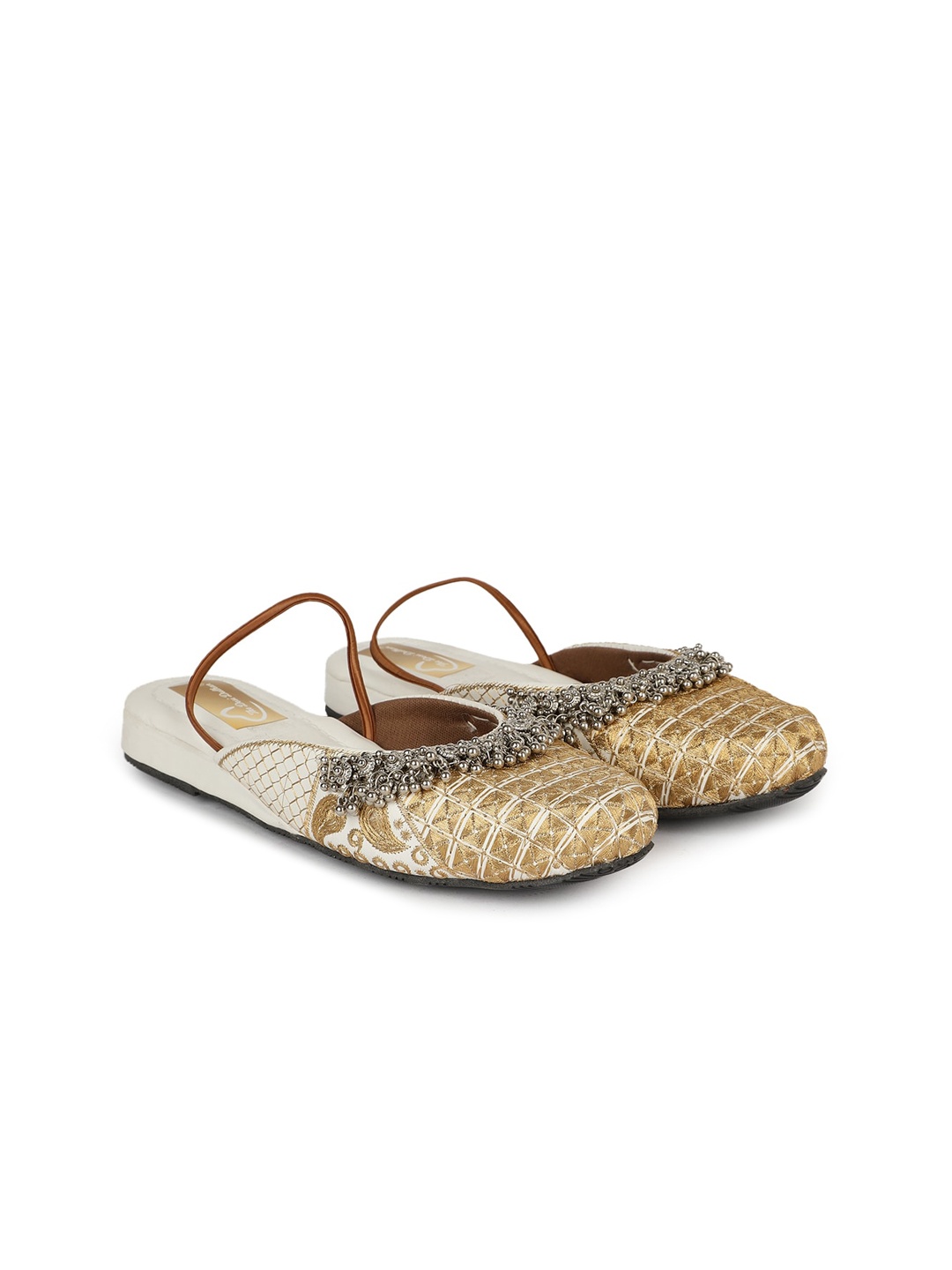 

The Desi Dulhan Ethnic Embroidered Mules With Backstrap, White