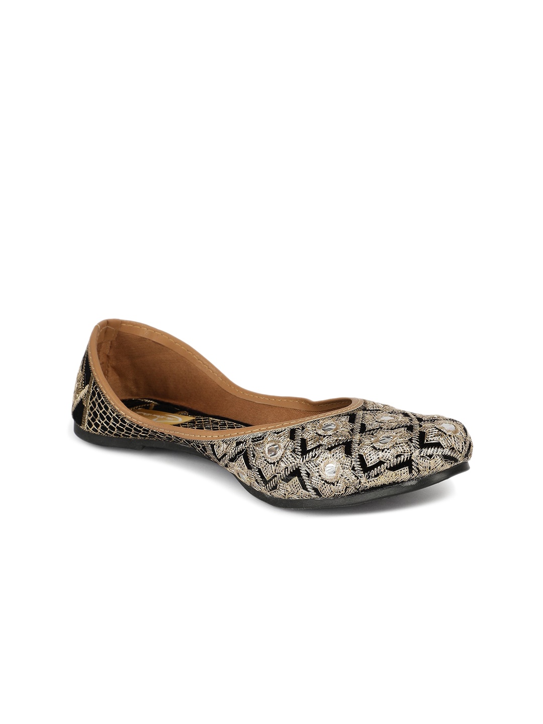 

The Desi Dulhan Embroidered Ethnic Mojaris, Black