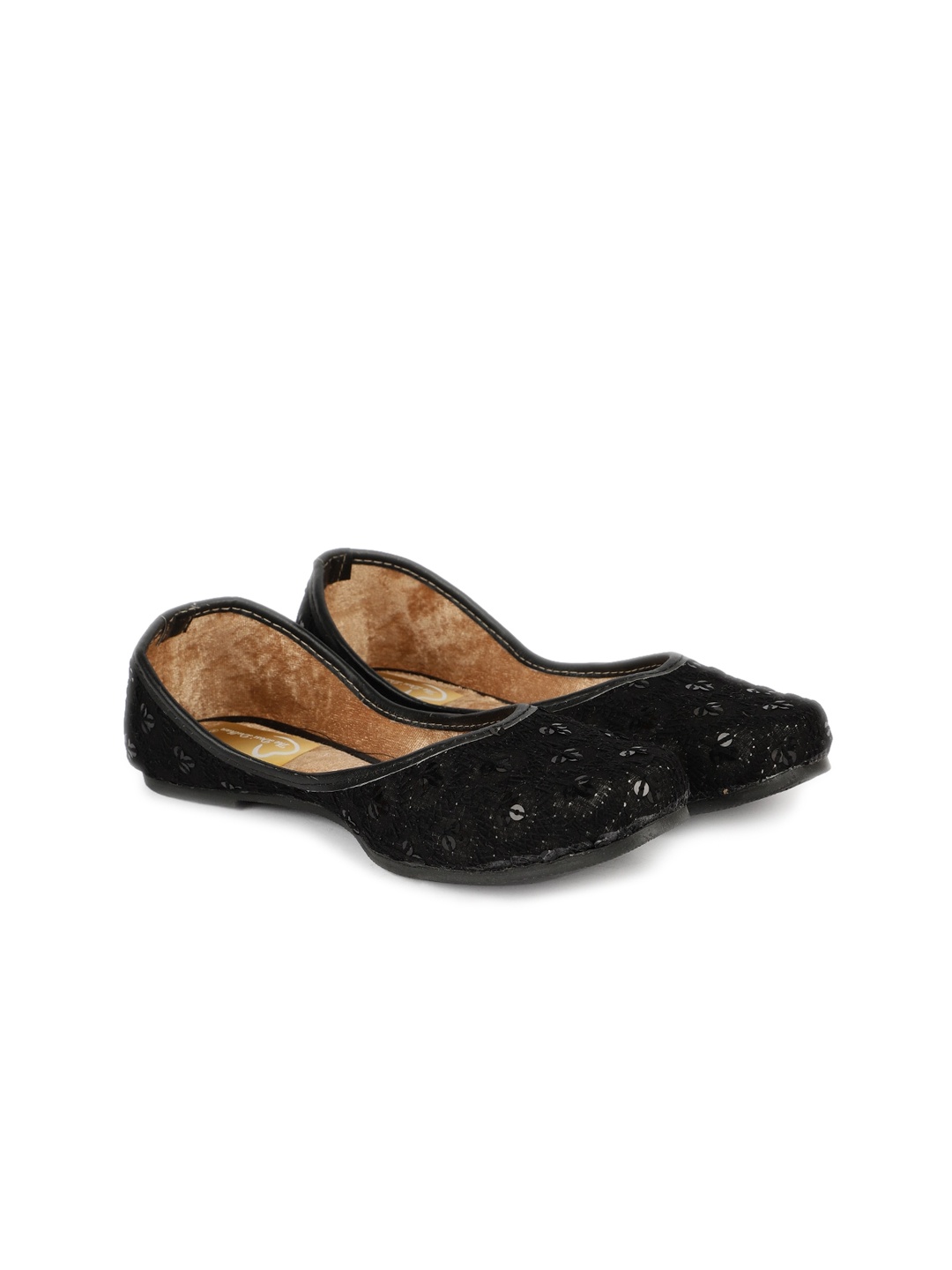 

The Desi Dulhan Ethnic Embellished Mojaris, Black
