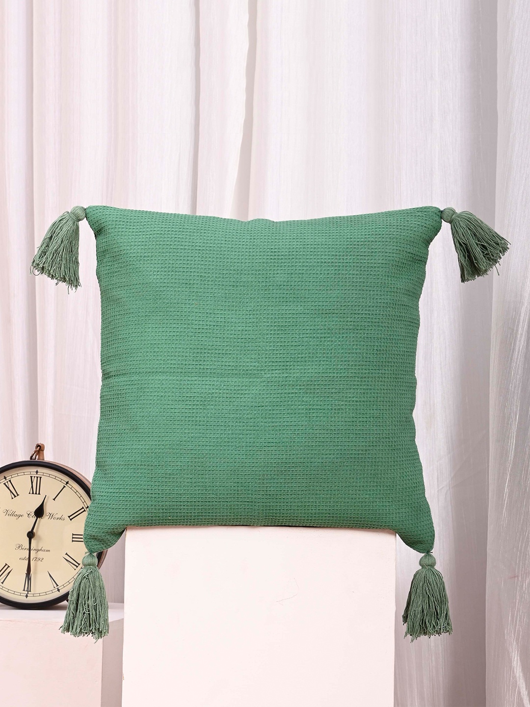 

OUSSUM Green 5 Pieces Cotton Square Cushion Covers With Tassels
