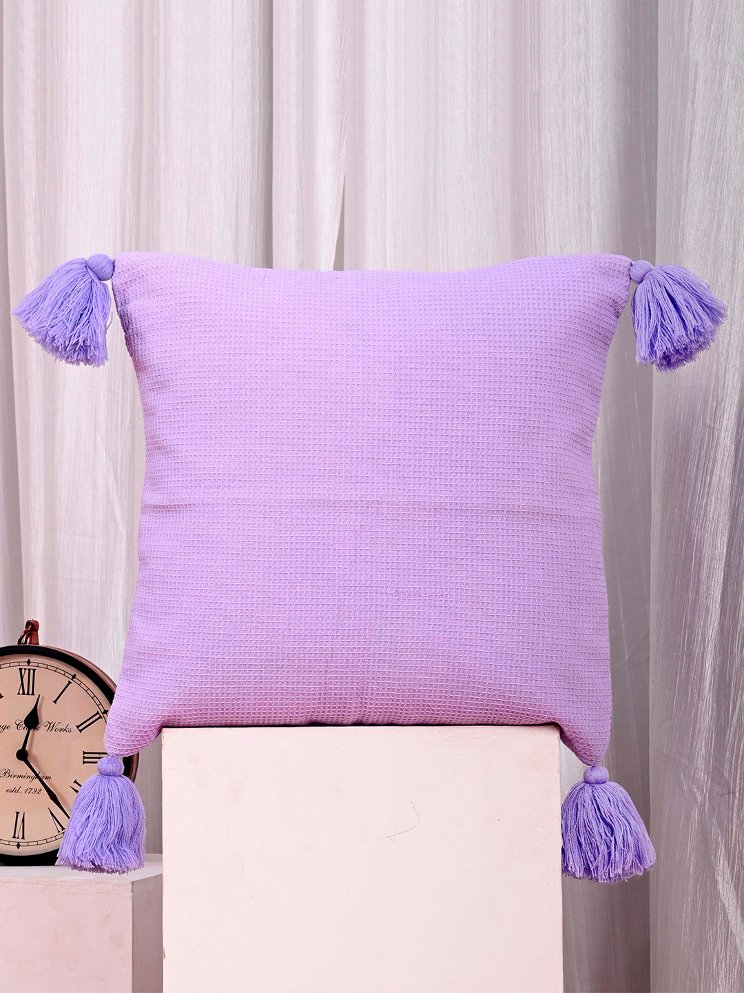 

OUSSUM Lavender 5 Pieces Cotton Square Cushion Covers With Tassels