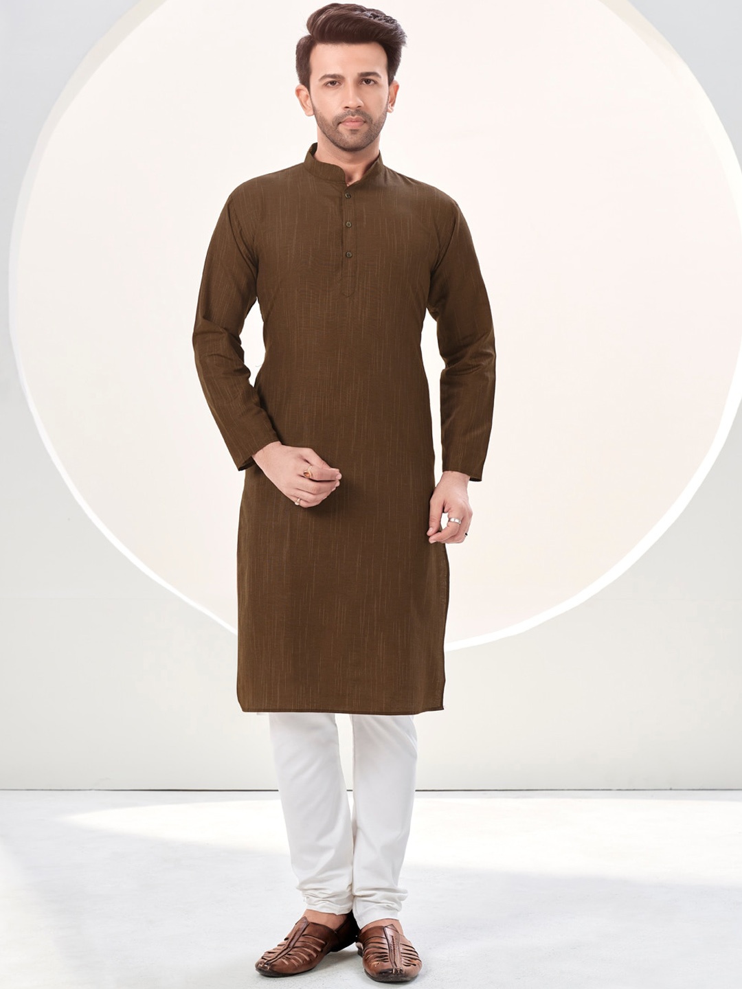 

SHOPGARB Mandarin Collar Long Sleeve Kurta, Brown