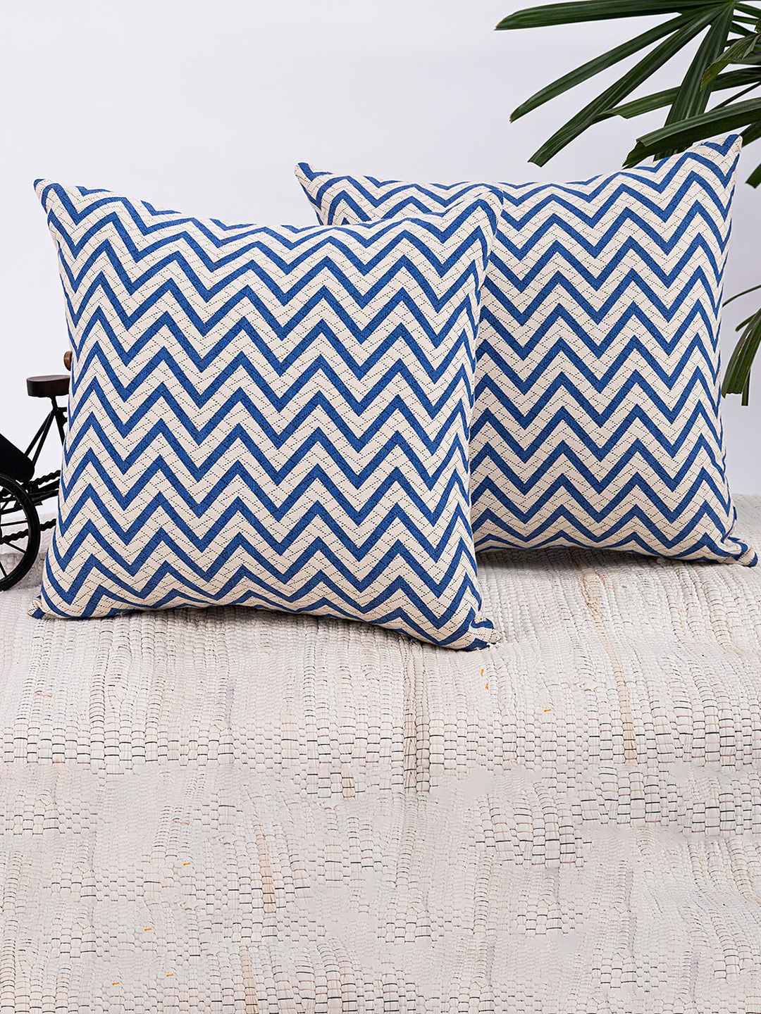

ANWYN Blue & White 2 Pieces Geometric Printed Cotton Square Cushion Covers