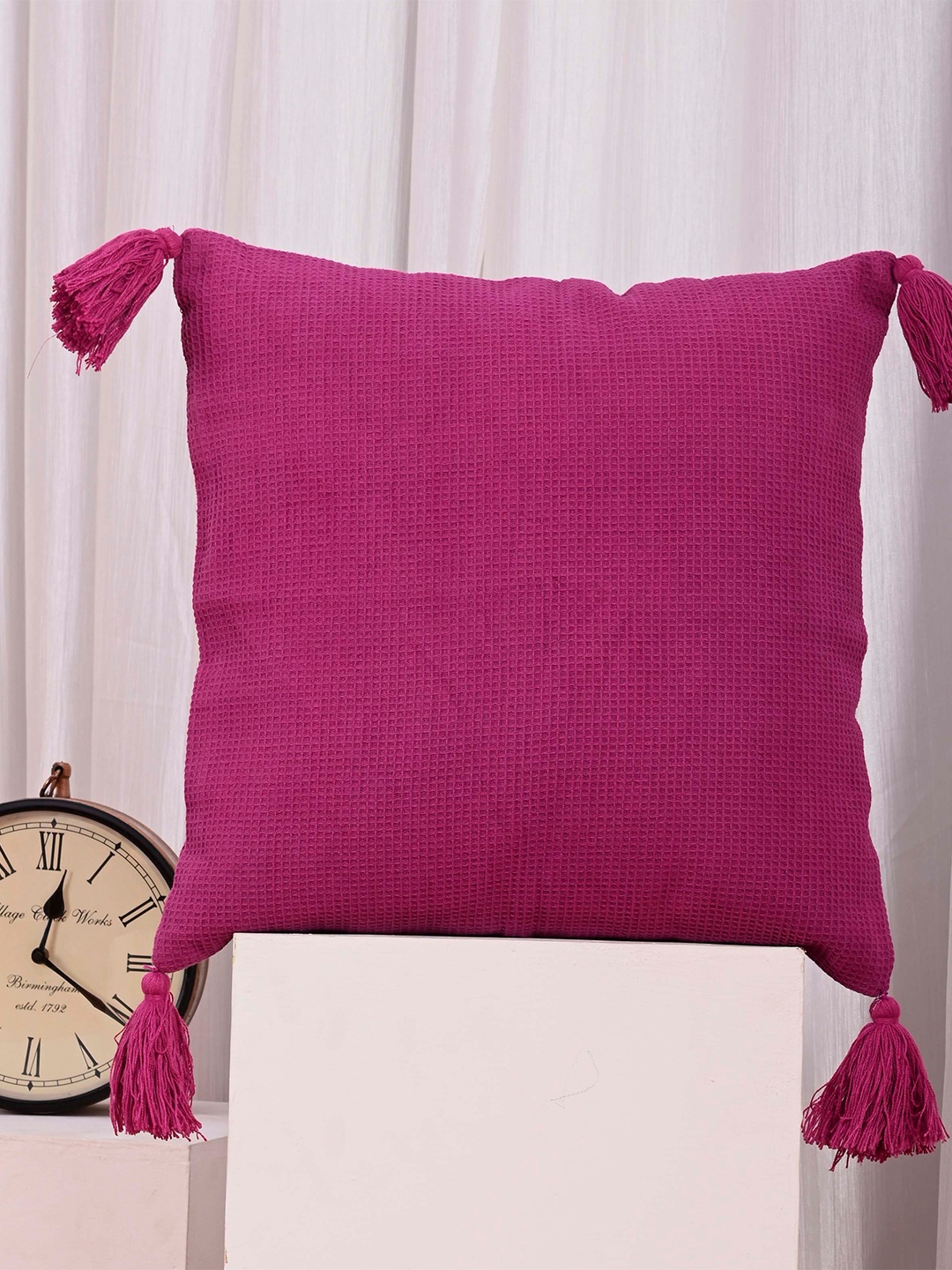 

OUSSUM Pink Cotton Square Cushion Cover With Tassels
