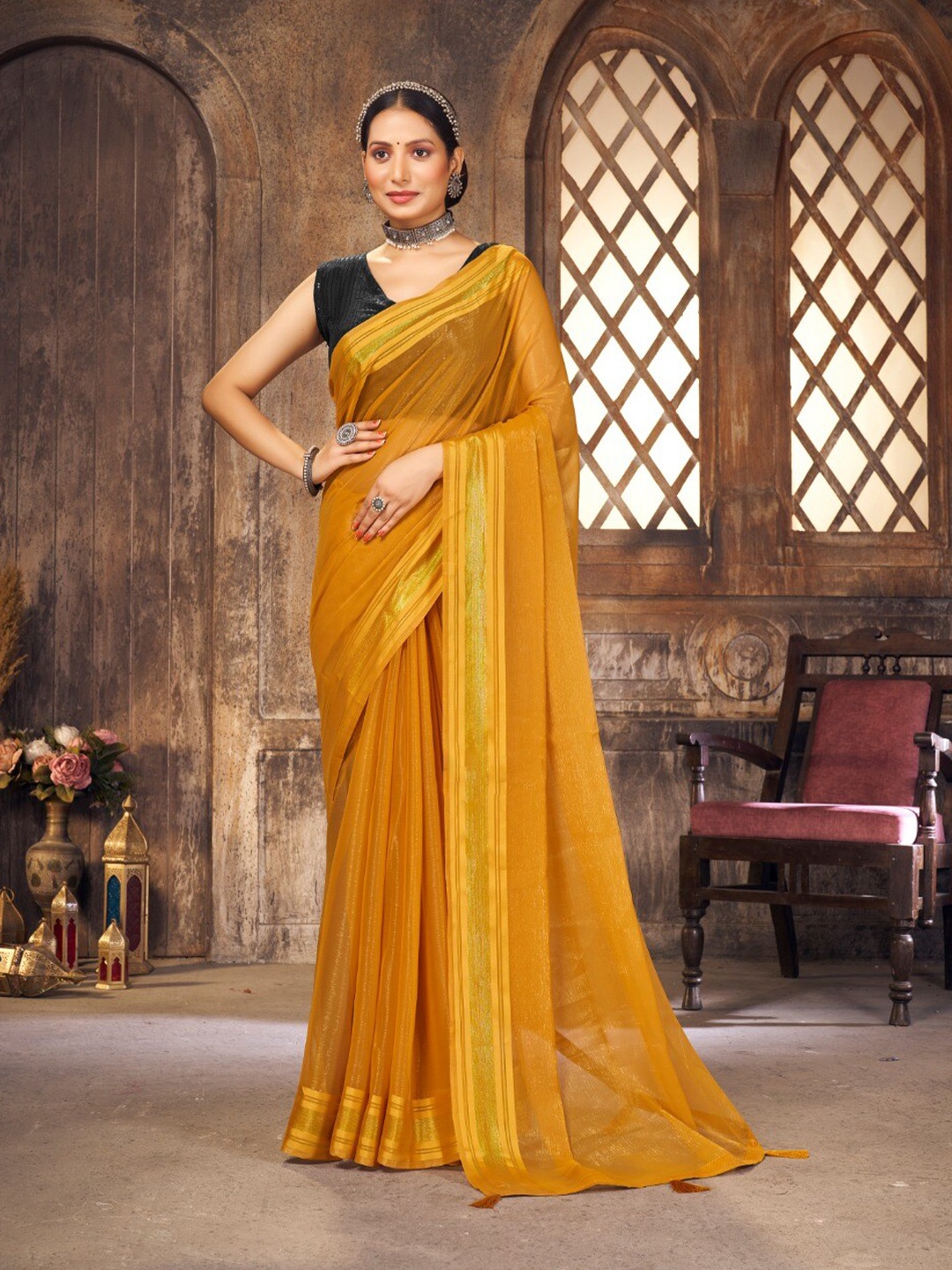 

FLOURIOUS Shimmer Zari Tassels Pallu Saree, Orange