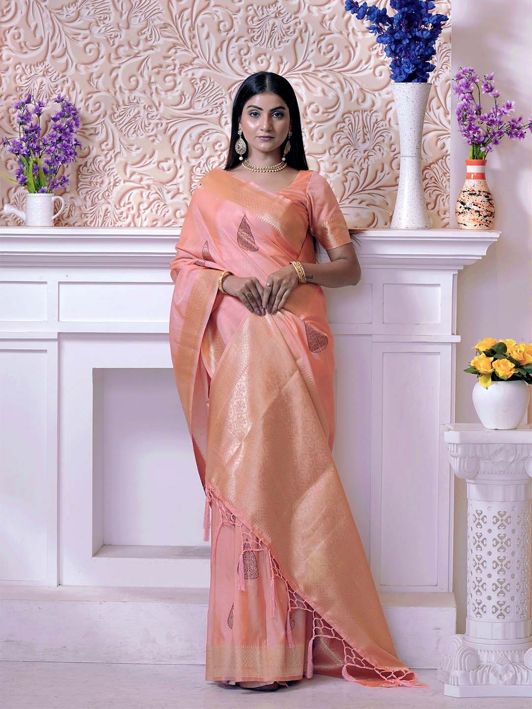 

FLOURIOUS Ethnic Motifs Woven Design Zari Silk Blend Banarasi Saree, Pink