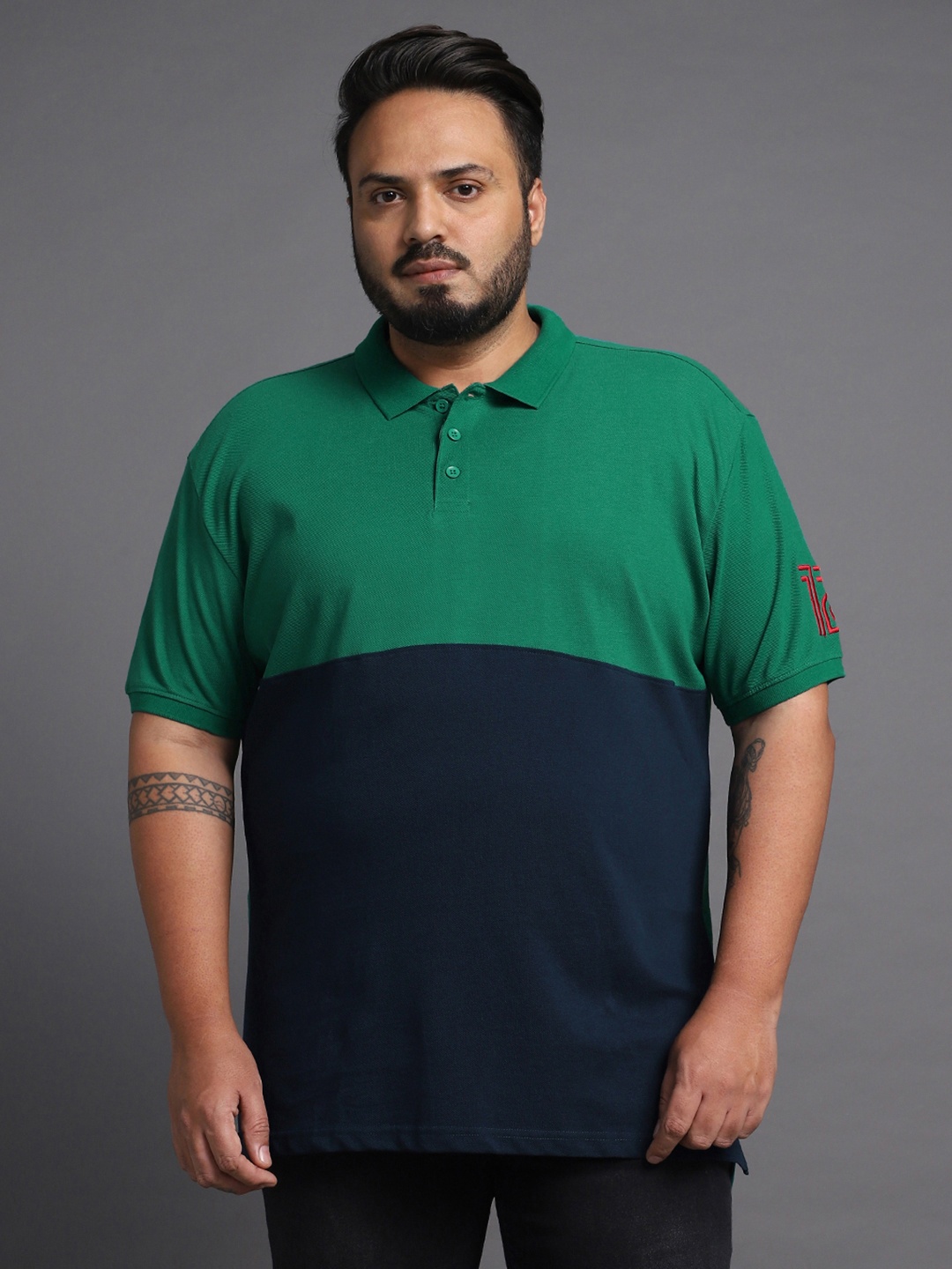

Bewakoof Plus Plus Size Colourblocked Polo Collar Pure Cotton T-shirt, Green