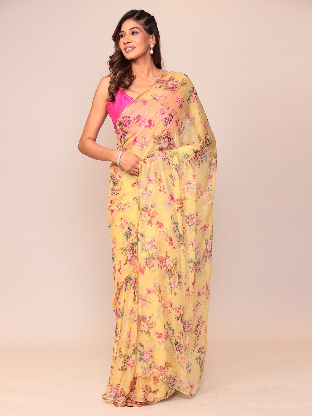 

ZARI Floral Printed Zari Saree, Yellow
