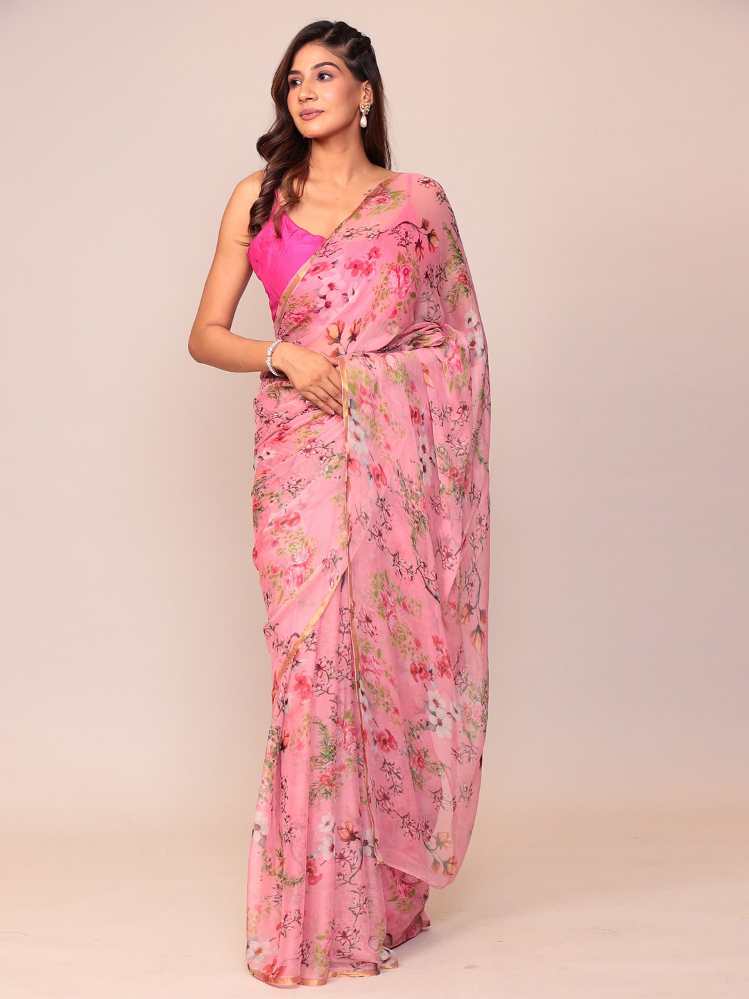 

ZARI Floral Printed Saree, Pink