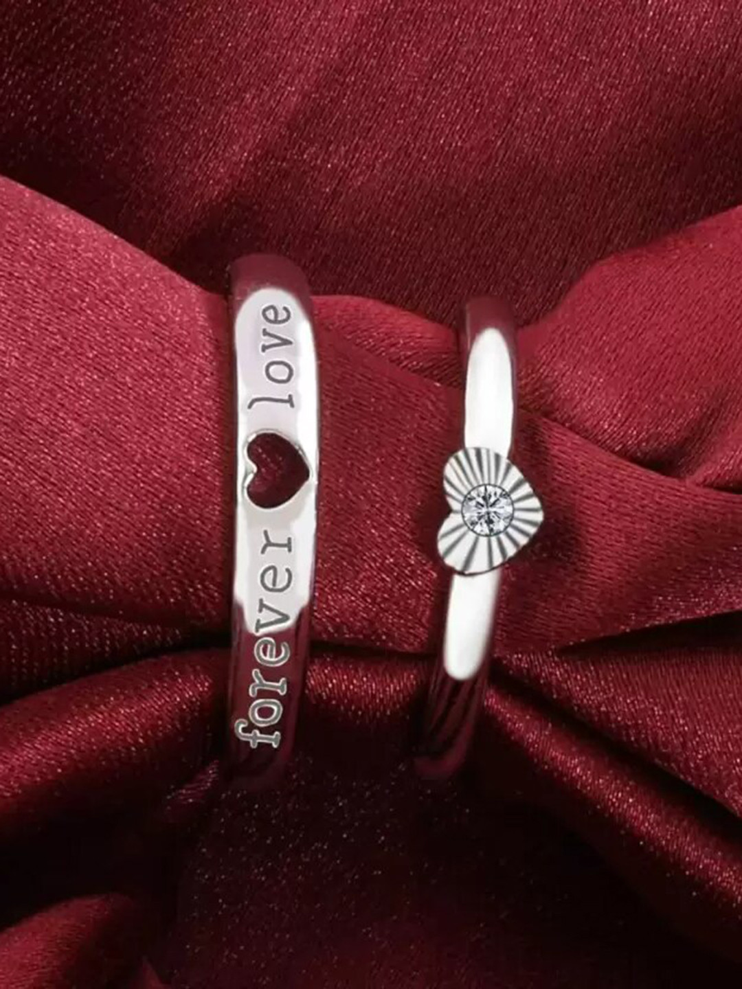 

KARISHMA KREATIONS Unisex Set of 2 Silver-Plated American Diamond- Studded Couple Ring