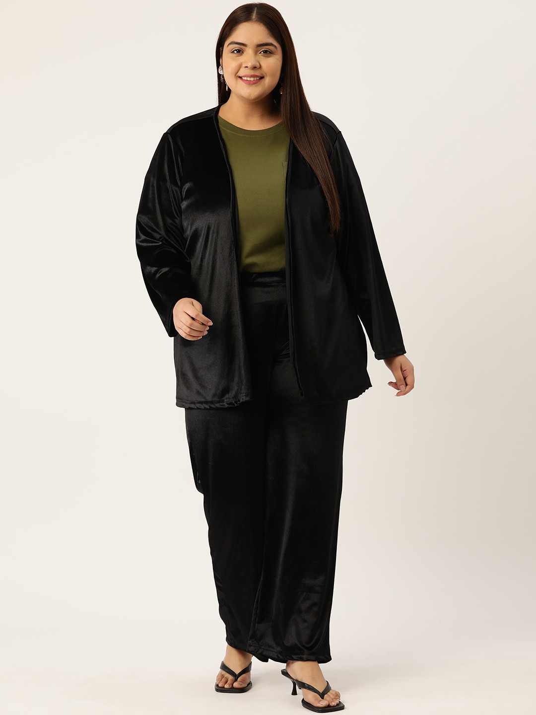

theRebelinme Plus Size Velvet Shrug with Trousers, Black