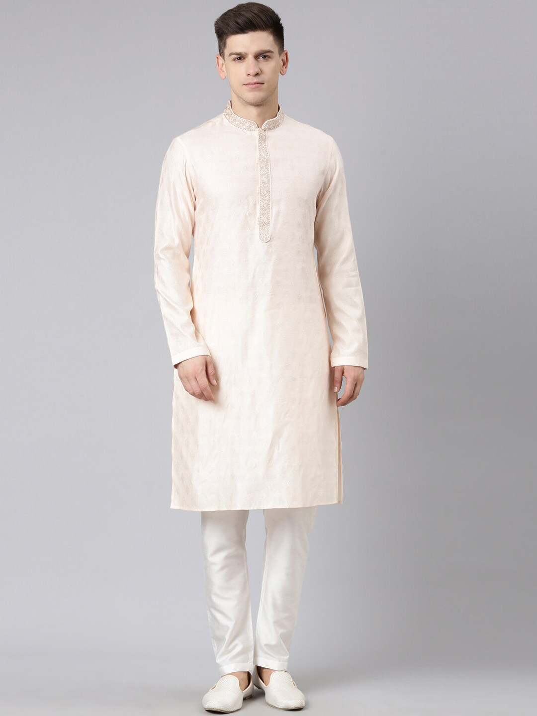 

TheEthnic.Co Regular Kurta With Trousers, Peach