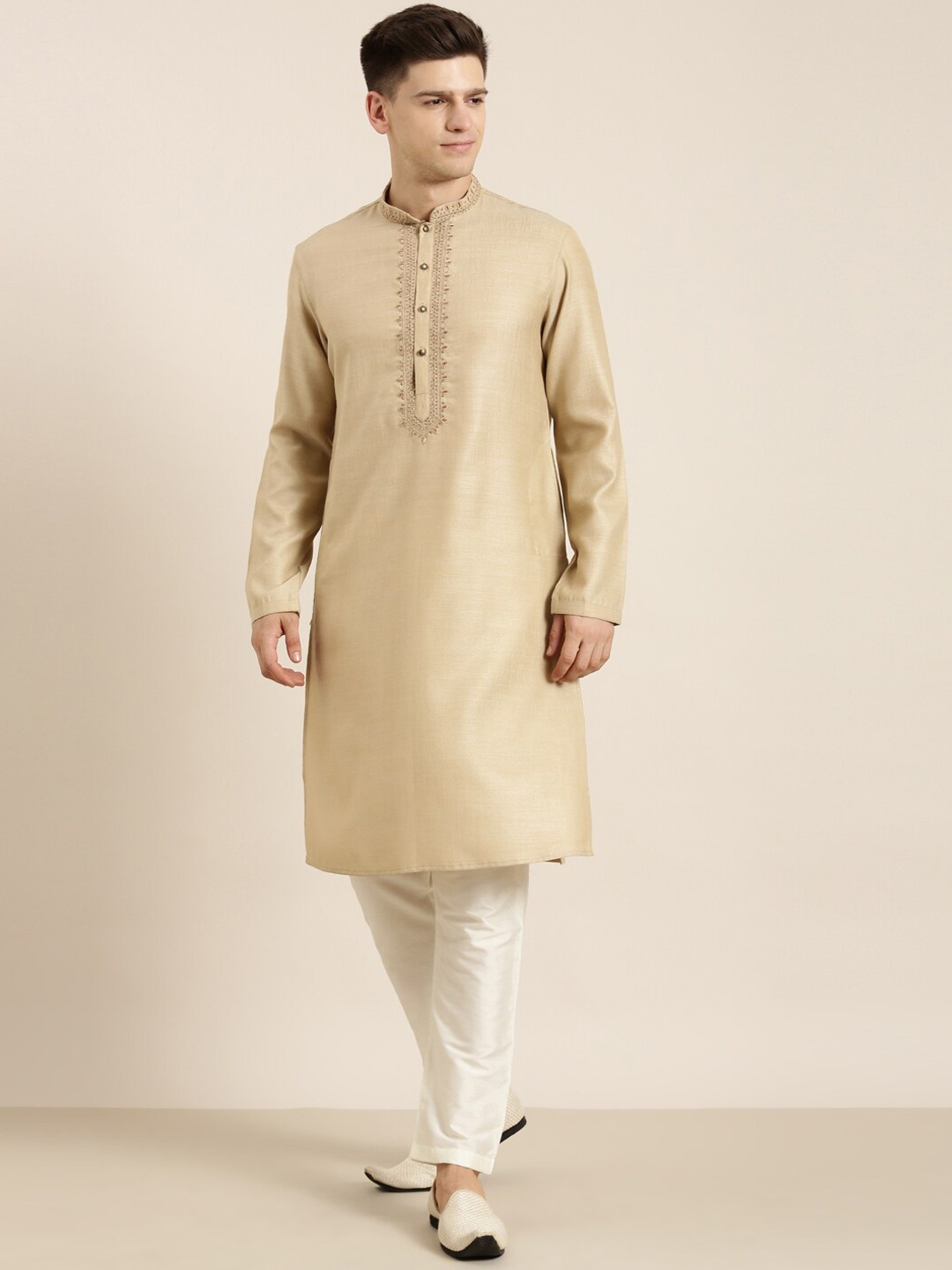 

TheEthnic.Co Embroidered Regular Thread Work Pure Cotton Kurta With Trousers, Beige