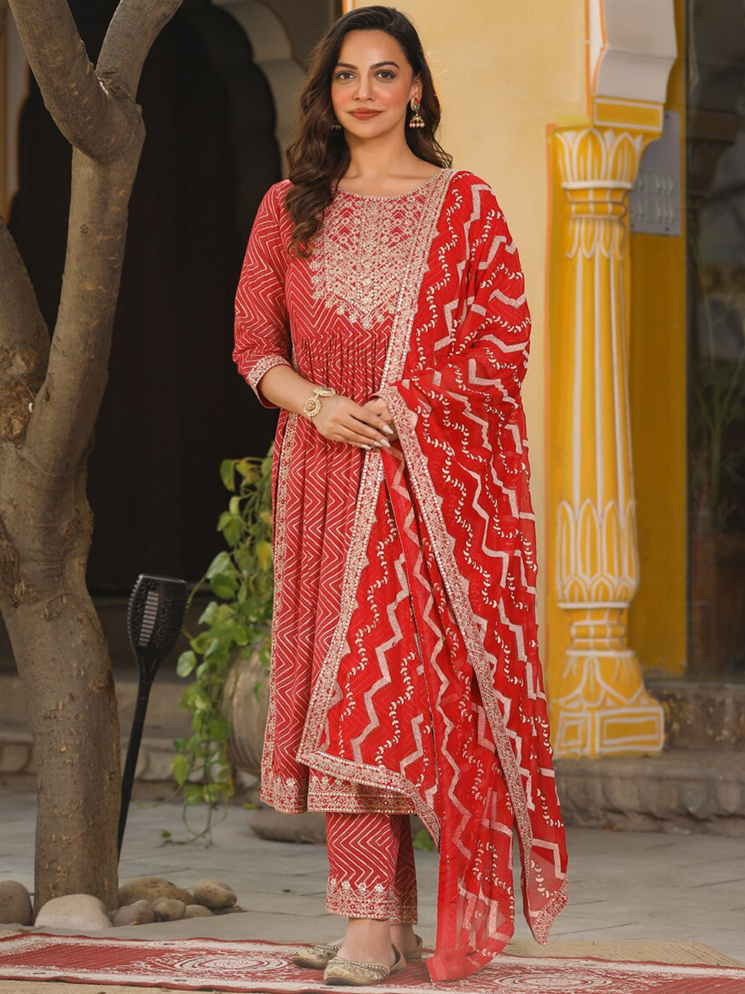 

Prakhya Ethnic Motifs Embroidered Sequinned Kurta With Trousers & Dupatta, Red