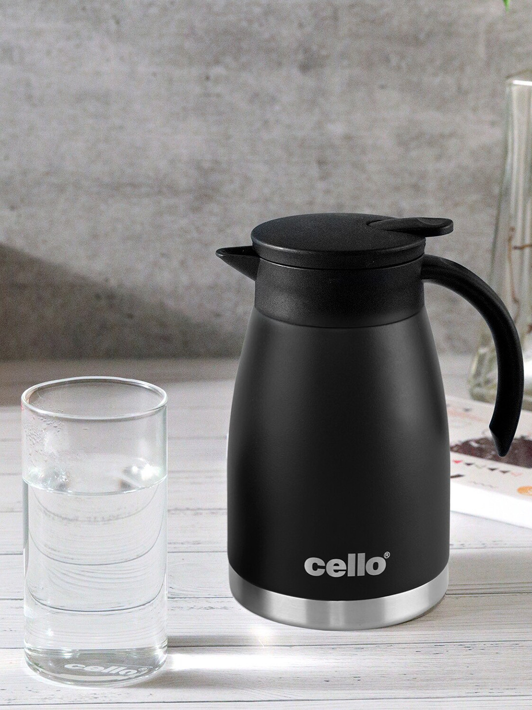 

Cello Black Duro Stainless Steel Pot With Double Wall Vacuum Insulation Jug
