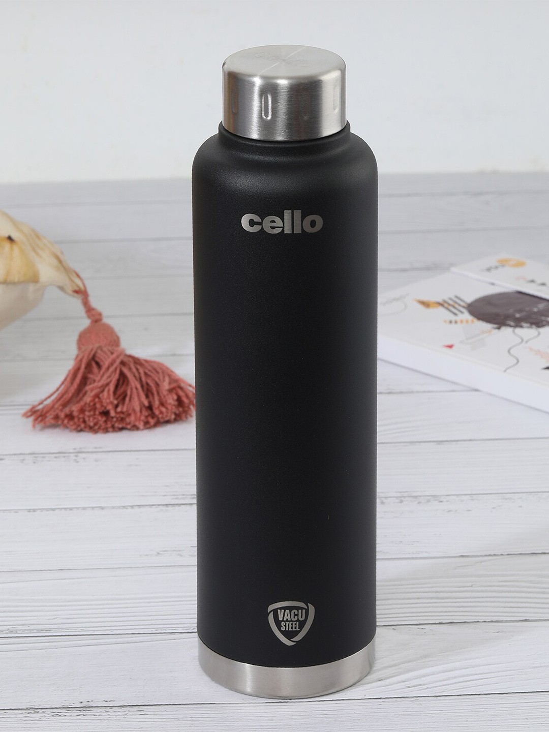

Cello Duro Top Black Double Wall Stainless Steel Water Bottle 750 ml