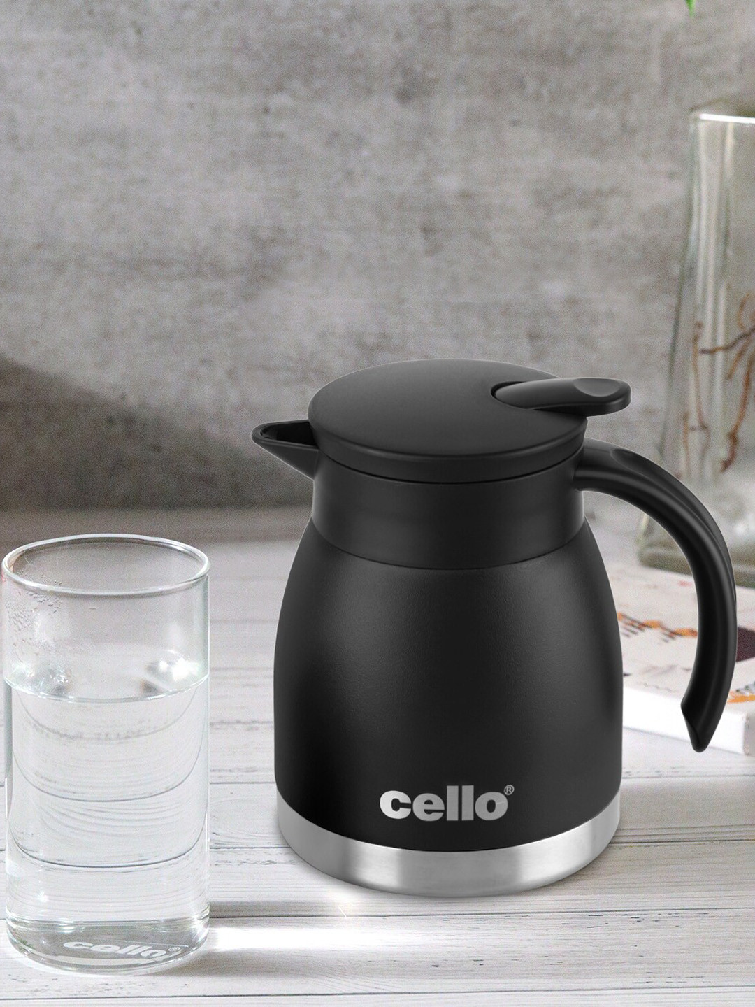 

Cello Duro Black Stainless Steel Pot With Double Wall Vacuum Insulation Flask - 600ml