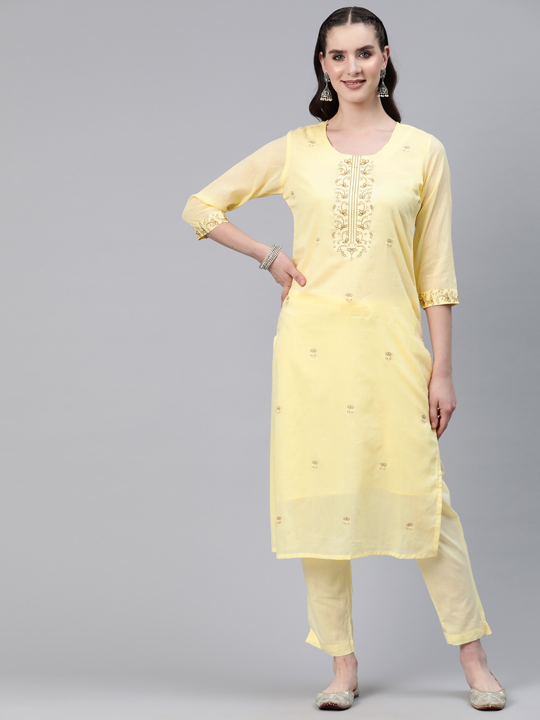 

Readiprint Floral Thread Work Pure Cotton Kurta with Trousers, Yellow
