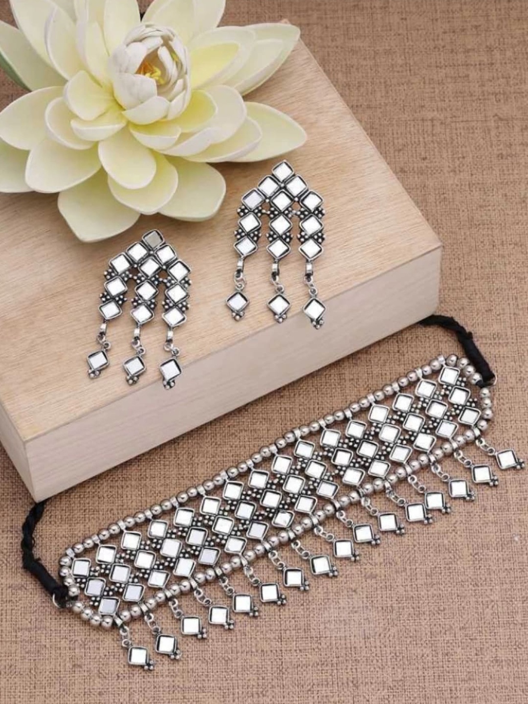 

PRASUB Silver-Plated Mirror Choker Necklace & Earrings Set