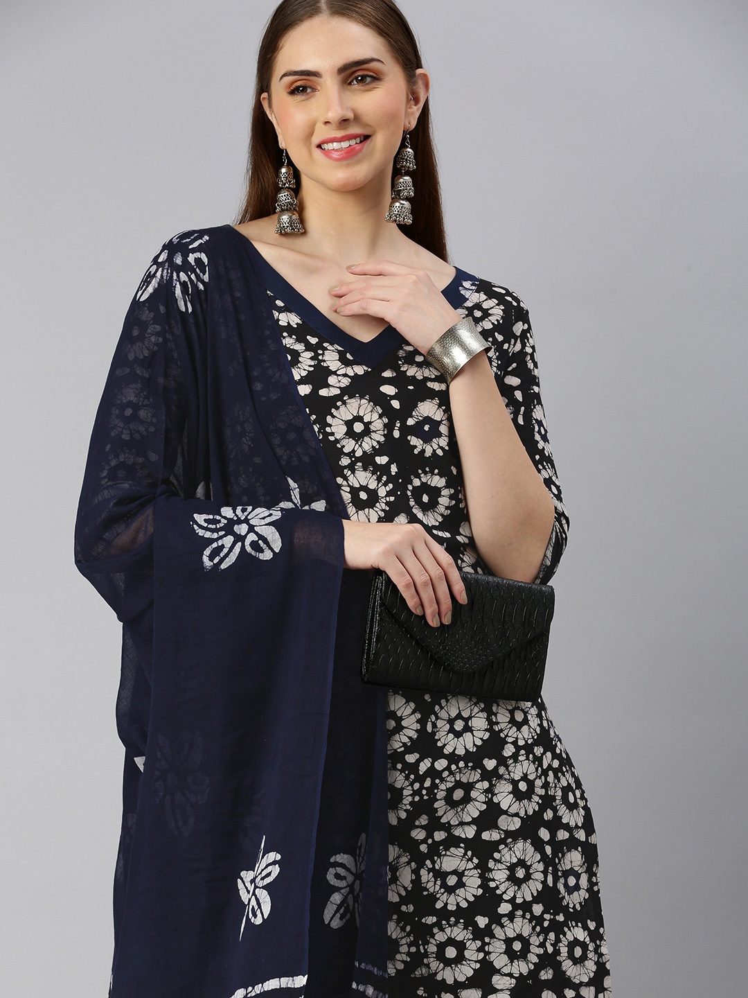 

flaher Women Printed Regular Pure Cotton Kurta with Salwar & Dupatta, Navy blue